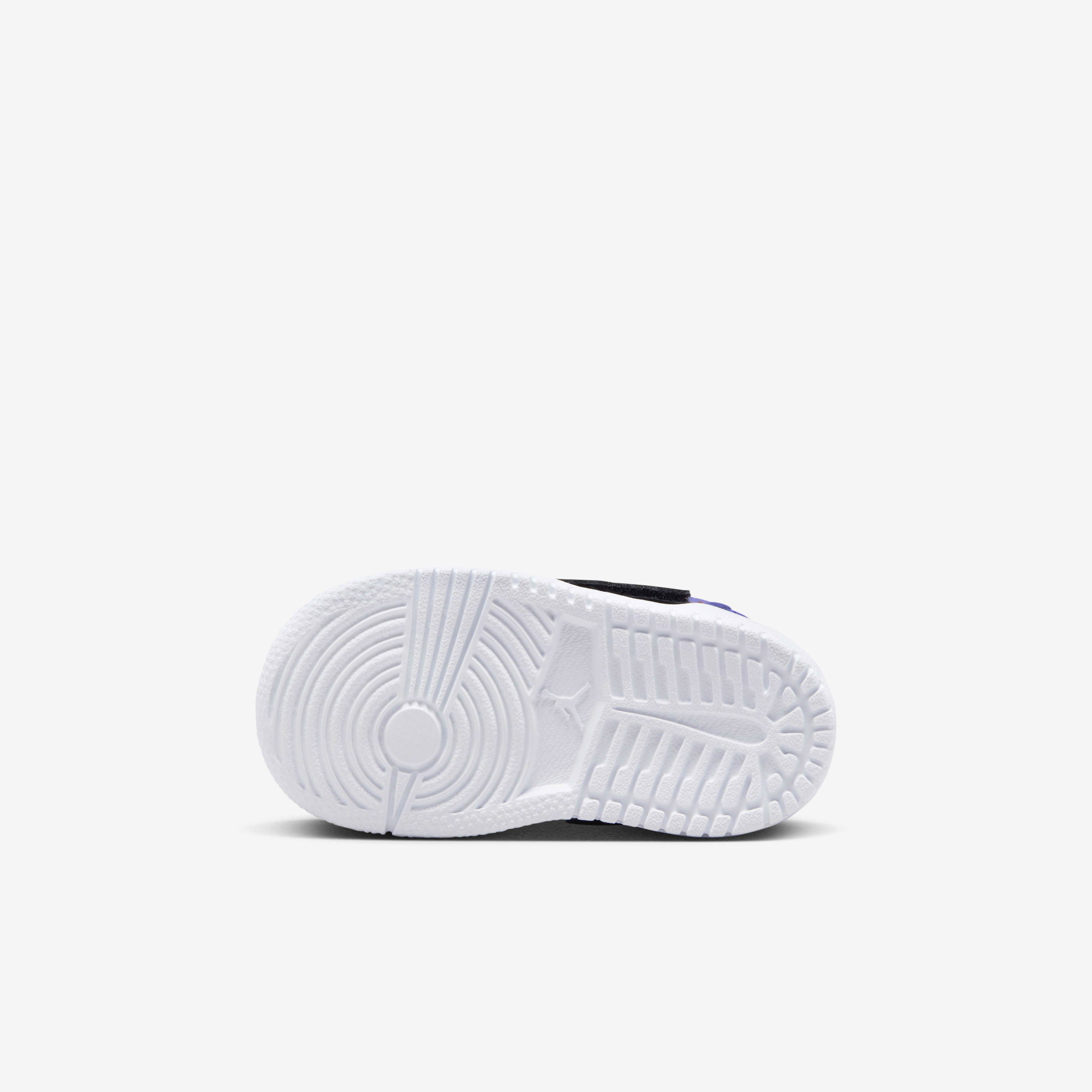 Sky Jordan 1 image number 1