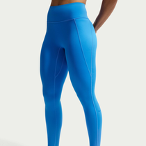Nike Universa