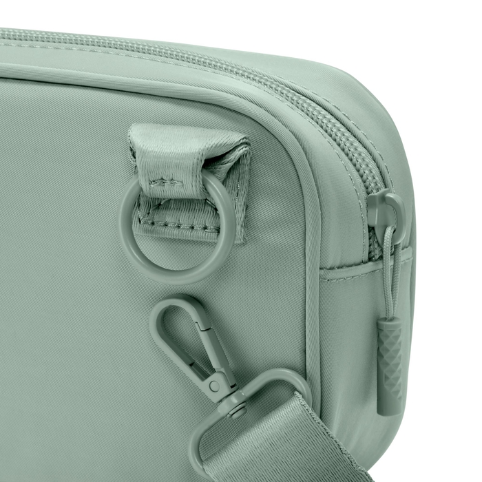 Buy Jordan Alpha Camera Bag (1L) - Jade Smoke | Nike Qatar Buy Jordan Alpha Camera Bag (1L) - Jade Smoke | Nike Qatar