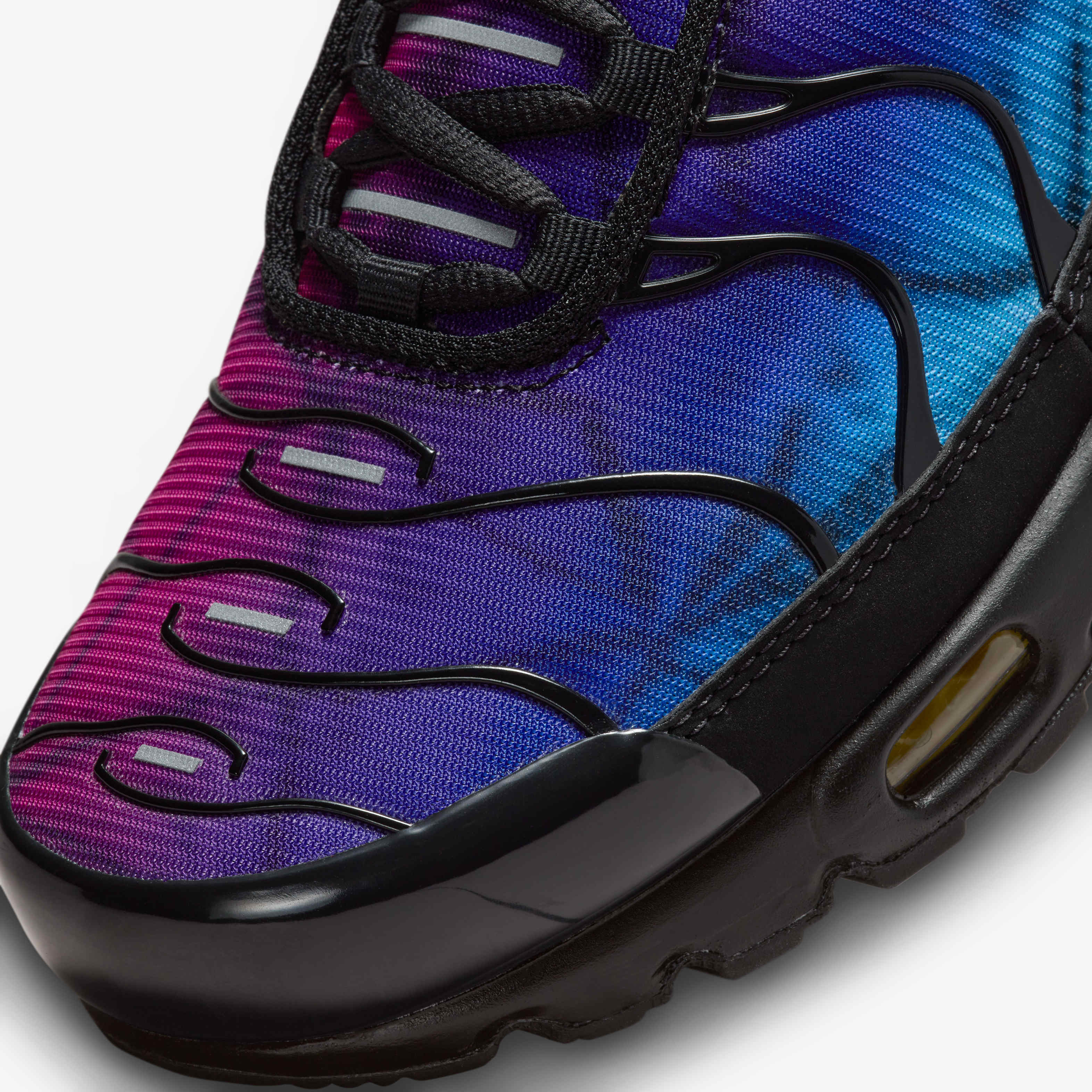 Nike Air Max Plus image number 6