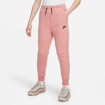 نايكي سبورتسوير تك فليس