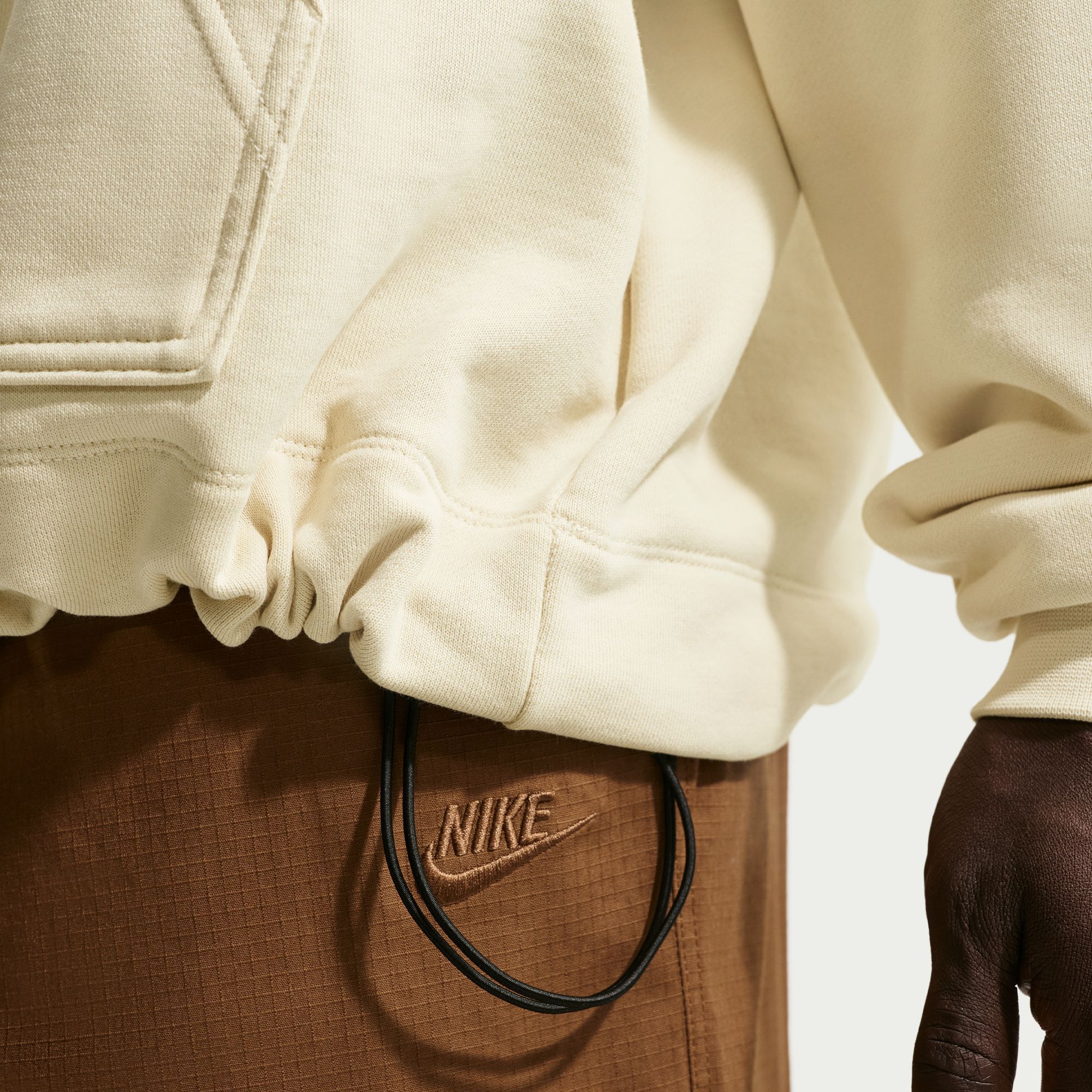 Nike Sportswear Club image number 5