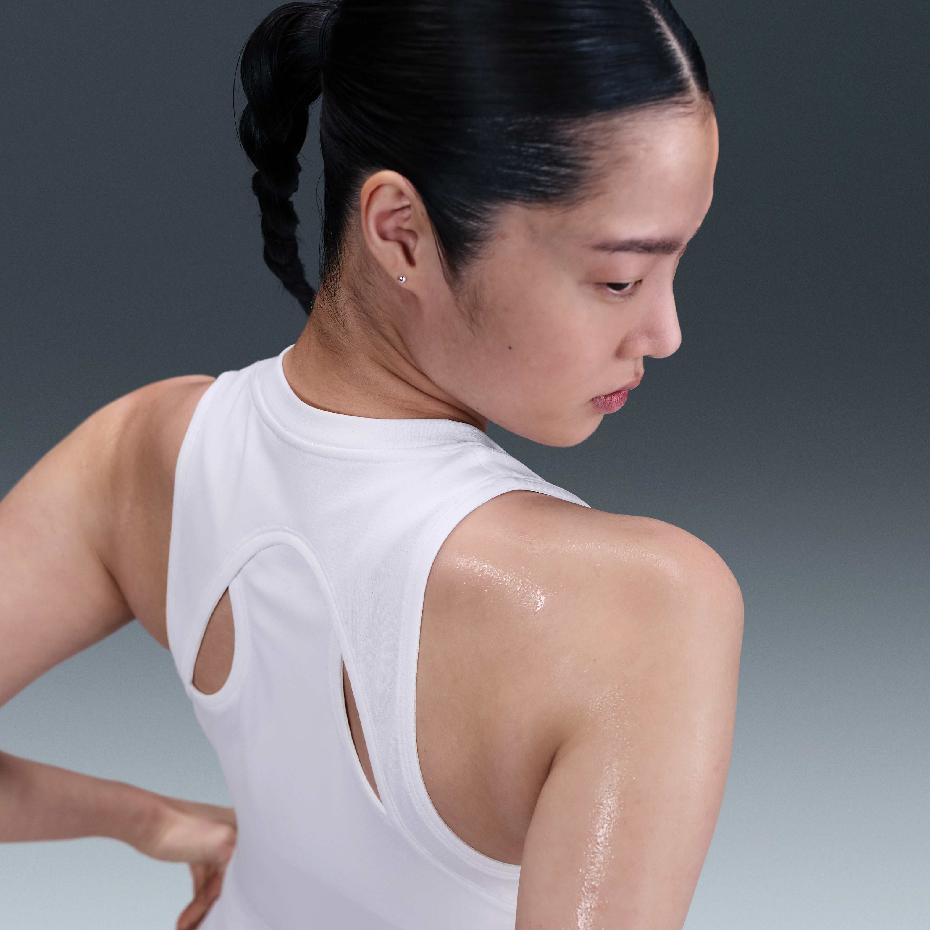 نايكي كورت سلام image number 2