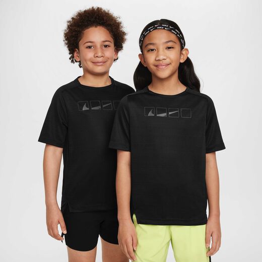 نايكي مالتي تك