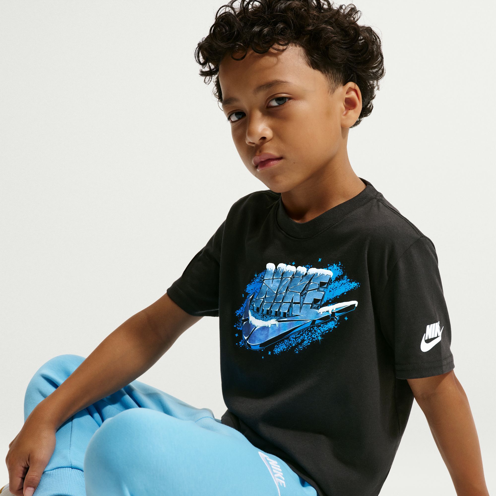 Nike image number 4