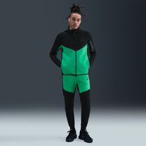 Nike Tech