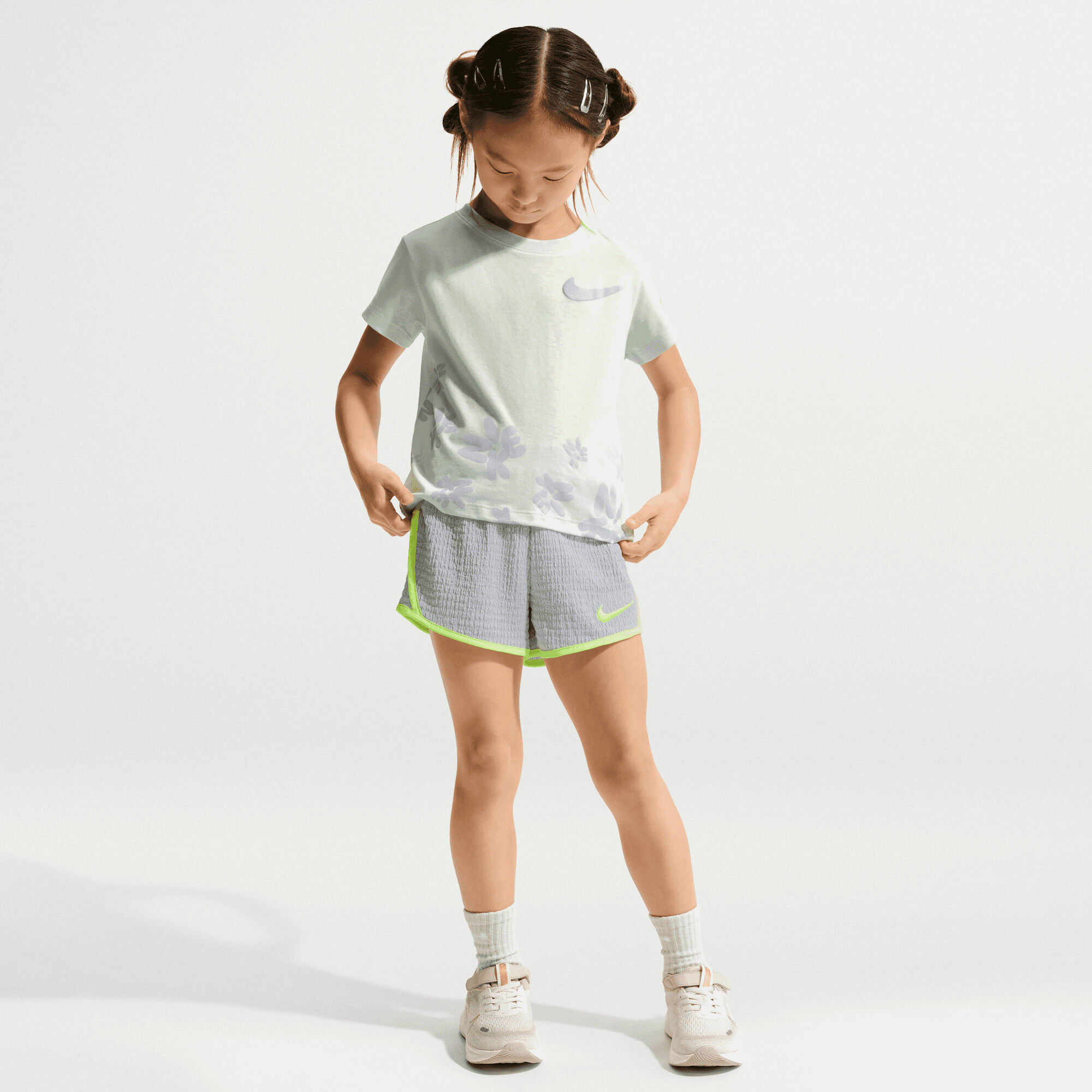 Nike Bold Play image number 0