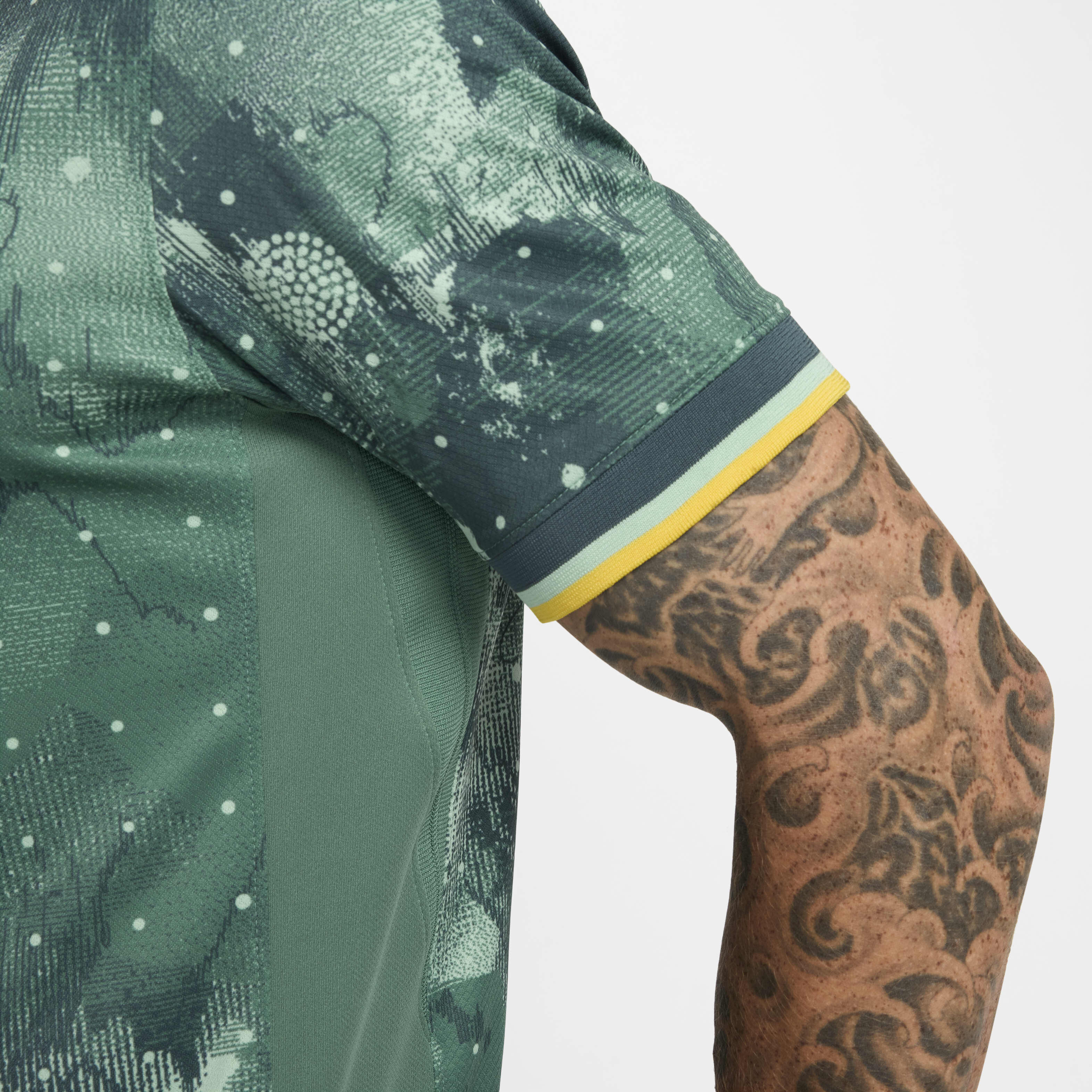 توتنهام هوتسبير 2024/25 ستيديوم البديل image number 5