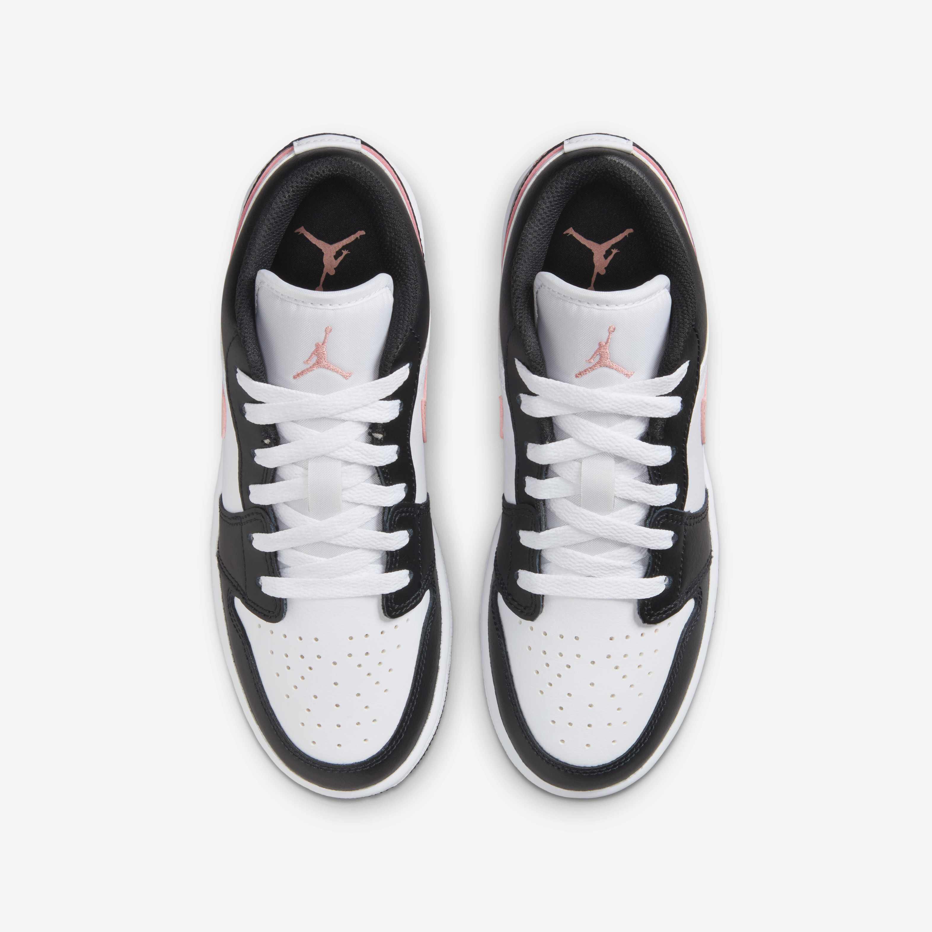 اير جوردن 1 لو image number 3