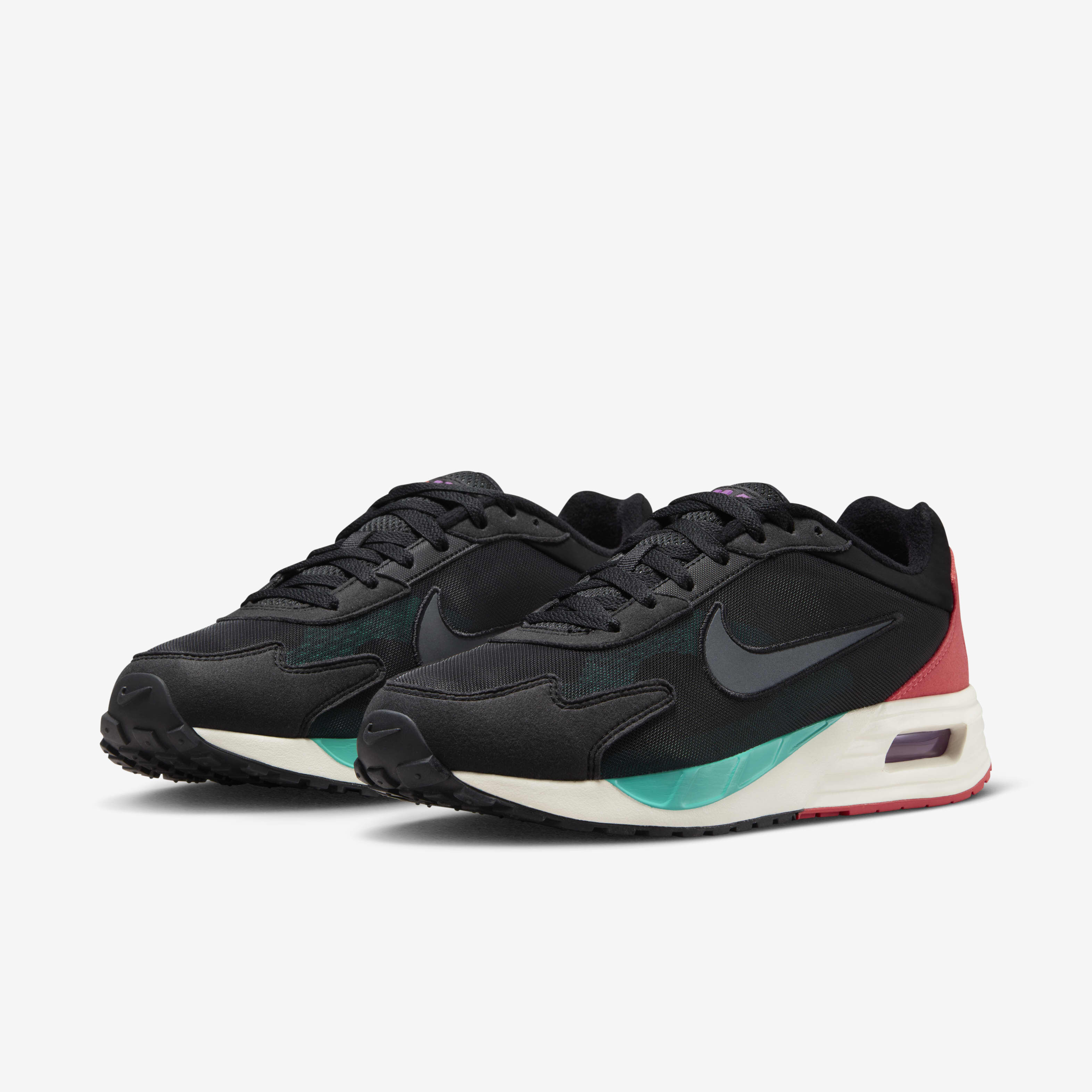Nike Air Max Solo image number 5