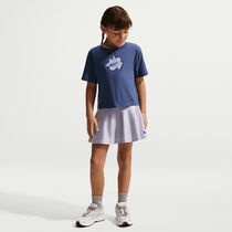 نايكي موف ويث نايتشر