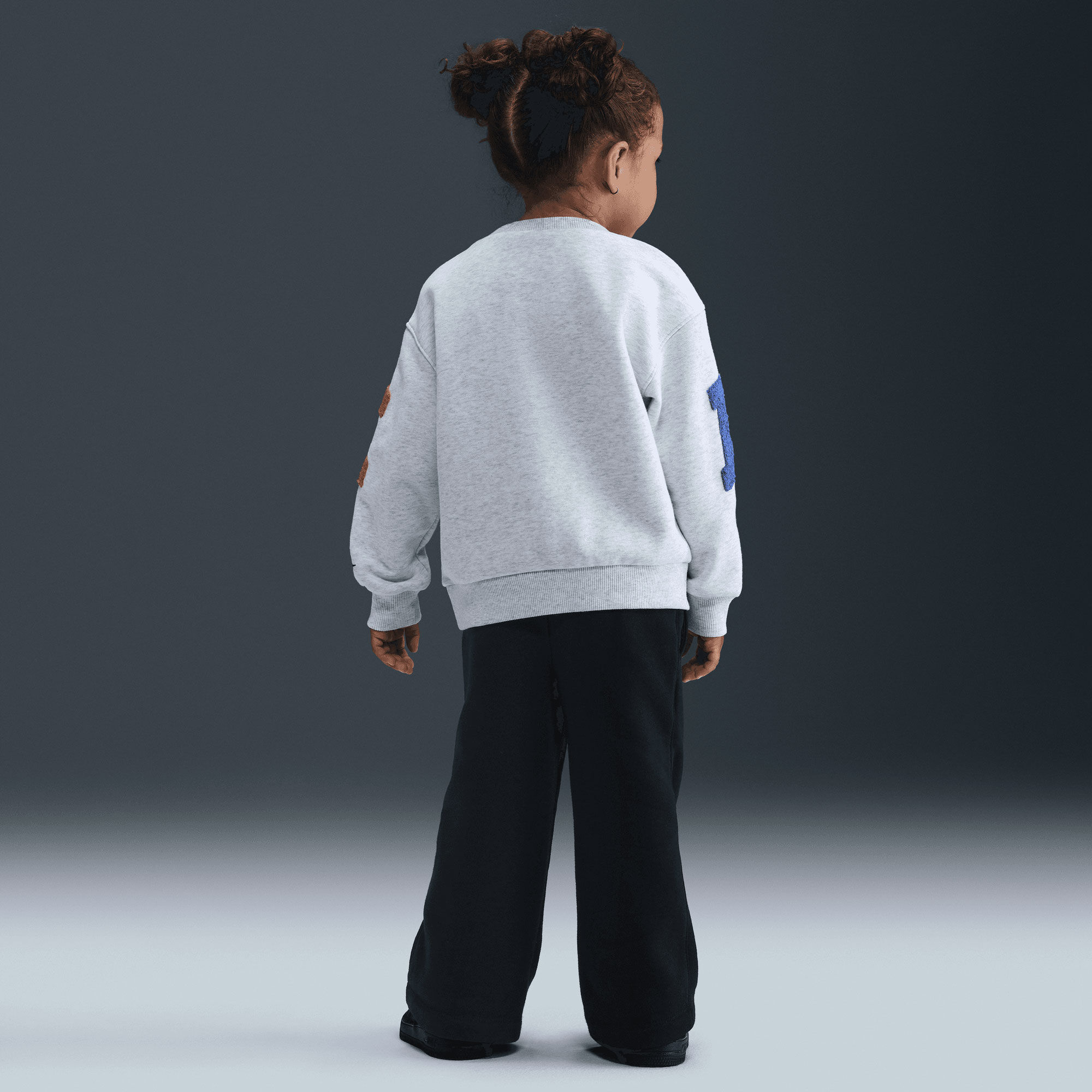 نايكي كلوب image number 1