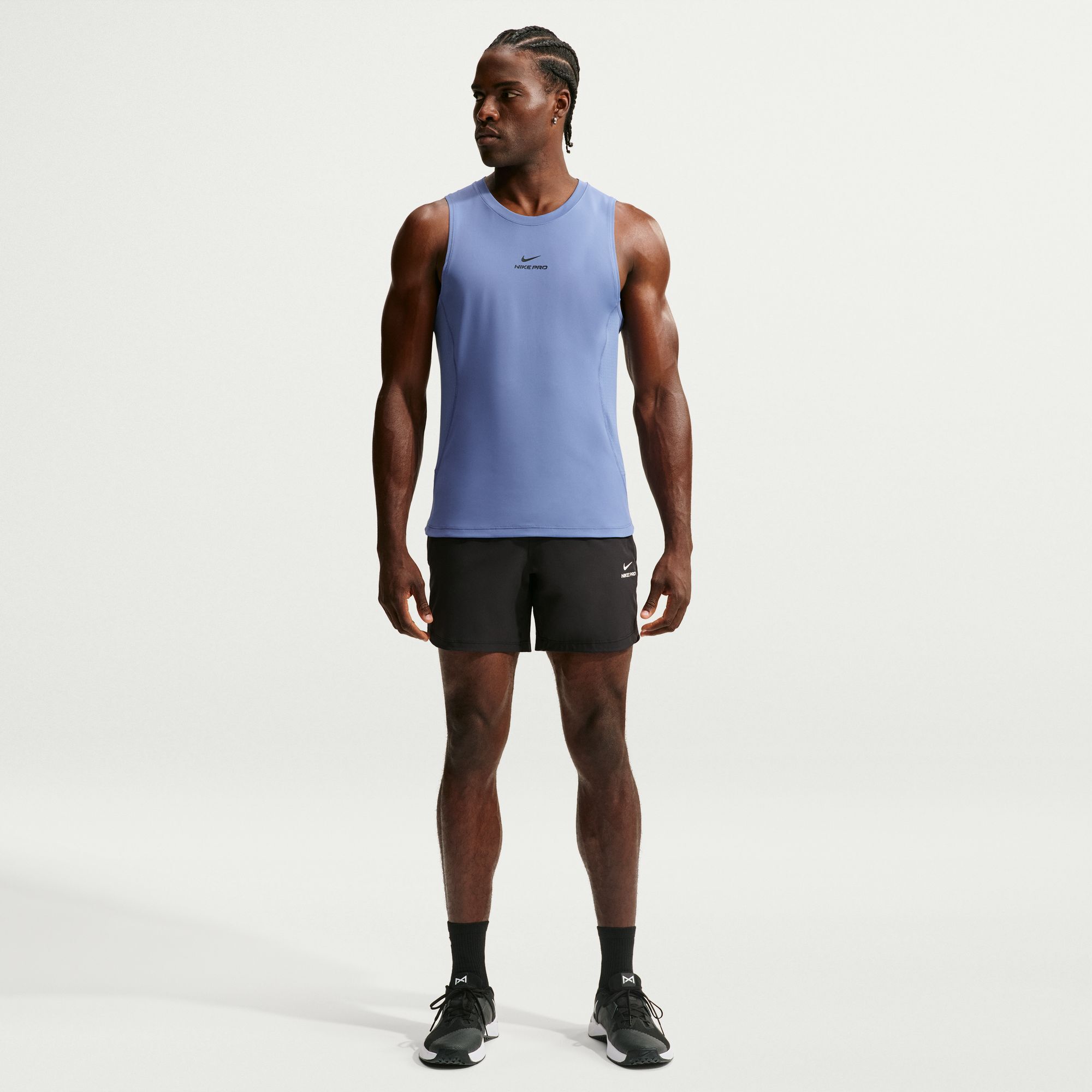 Nike Pro image number 0