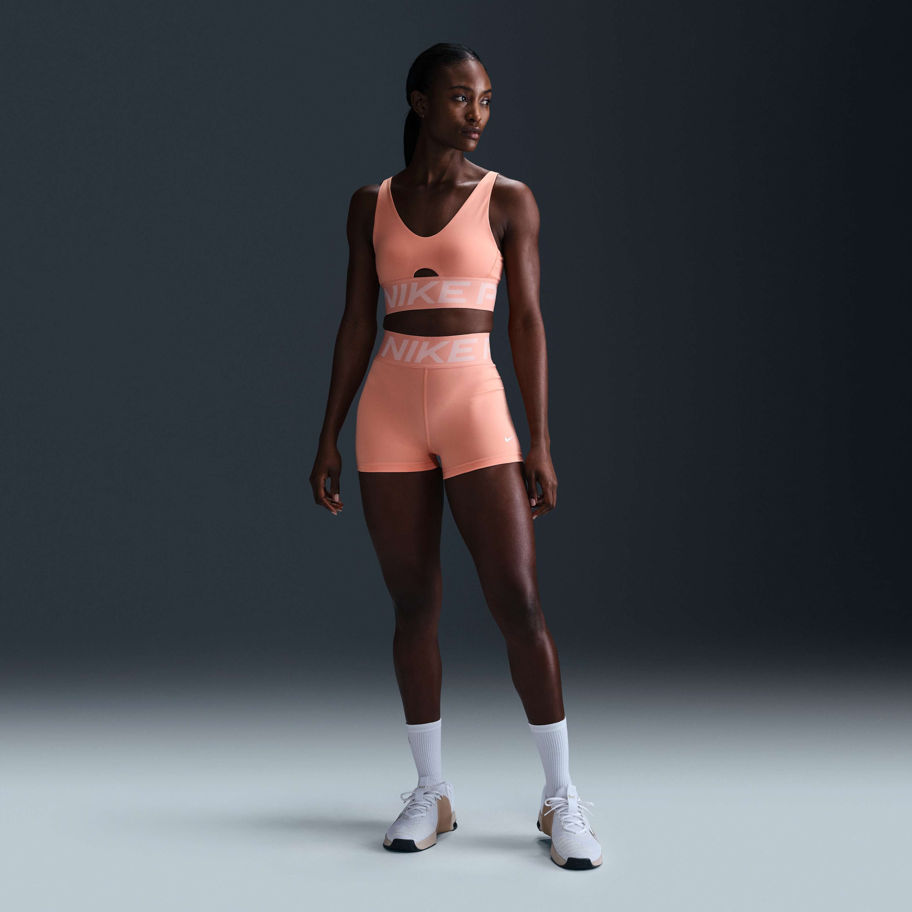 نايكي برو سكلبت image number 0