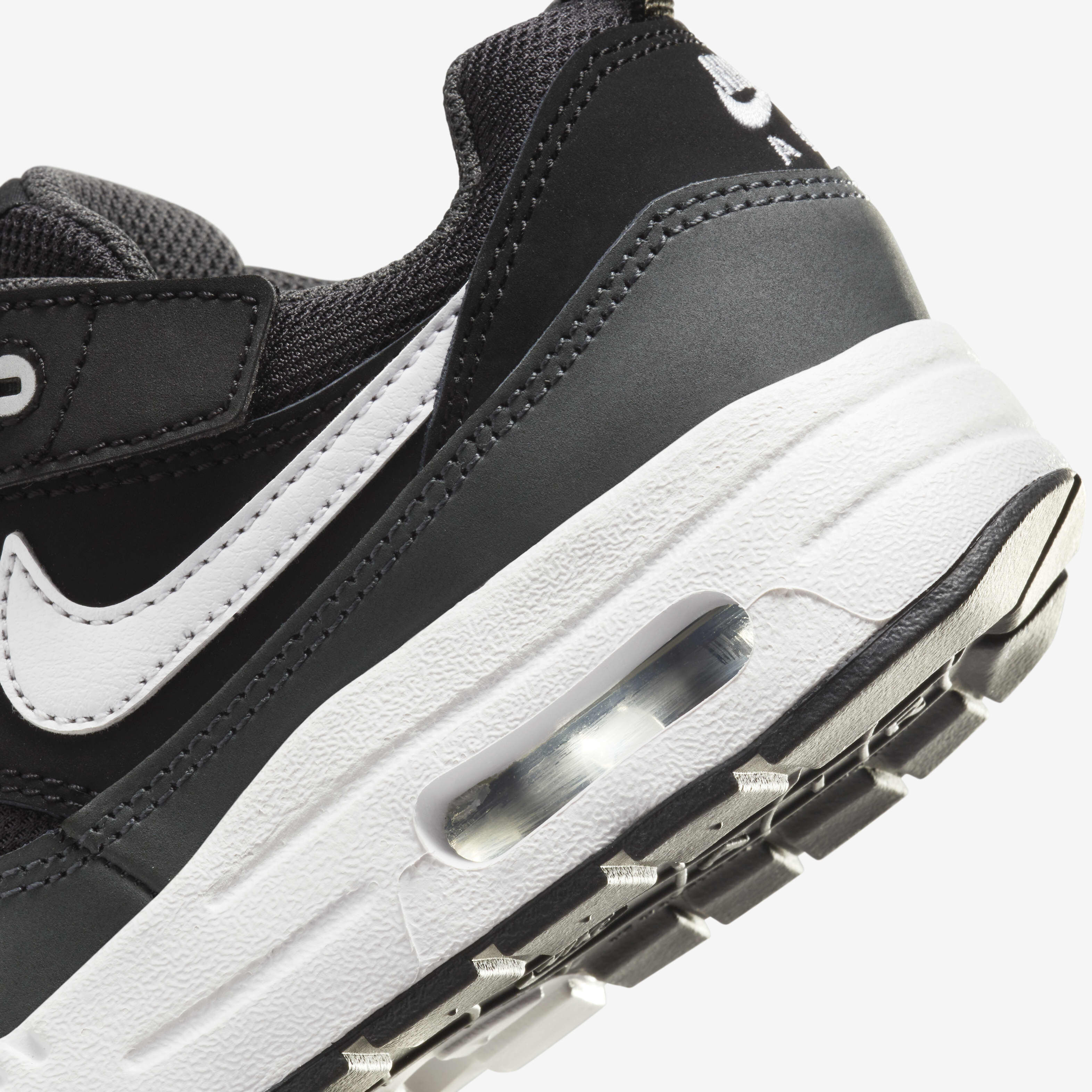 Nike Air Max 1 EasyOn image number 7