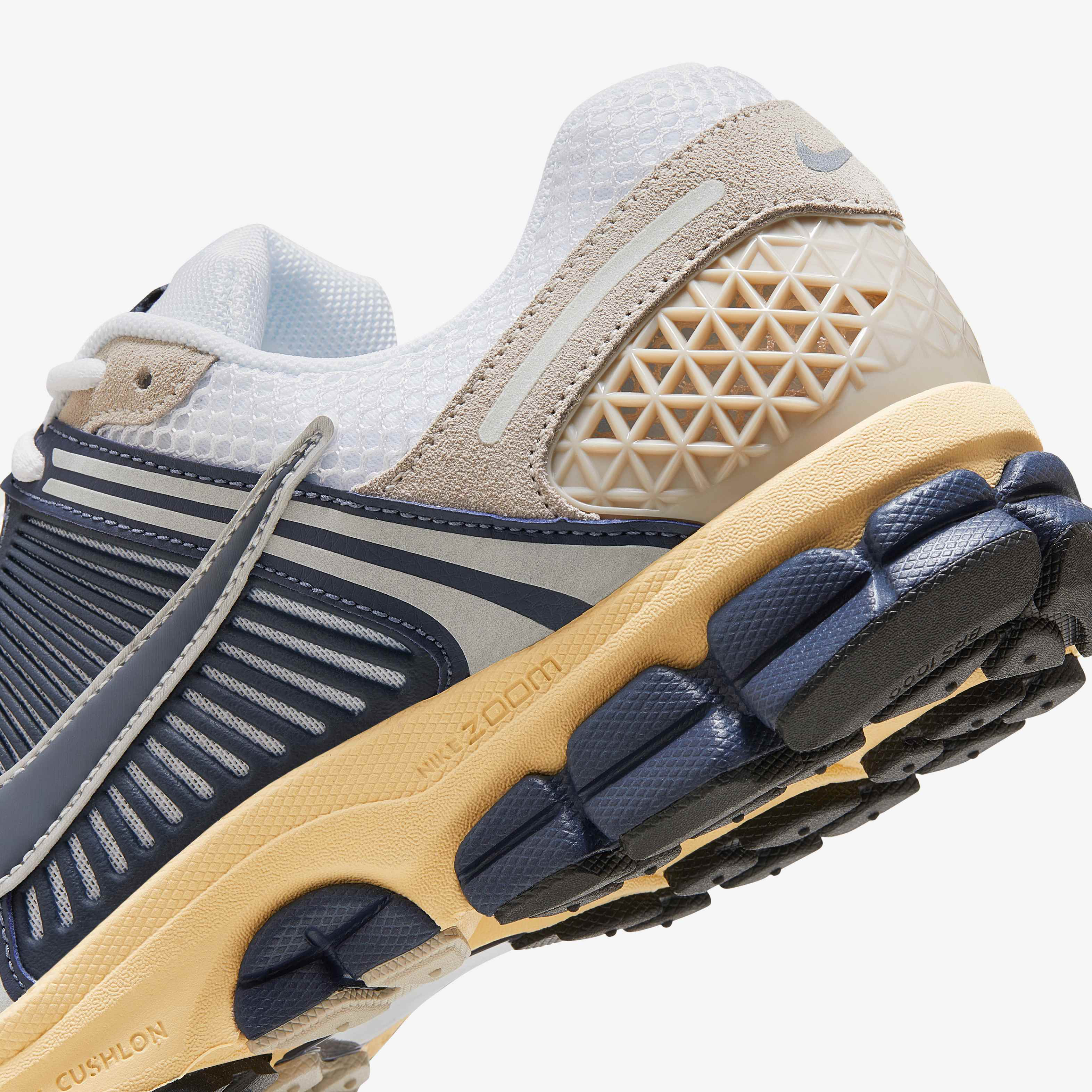 Nike Zoom Vomero 5 image number 8