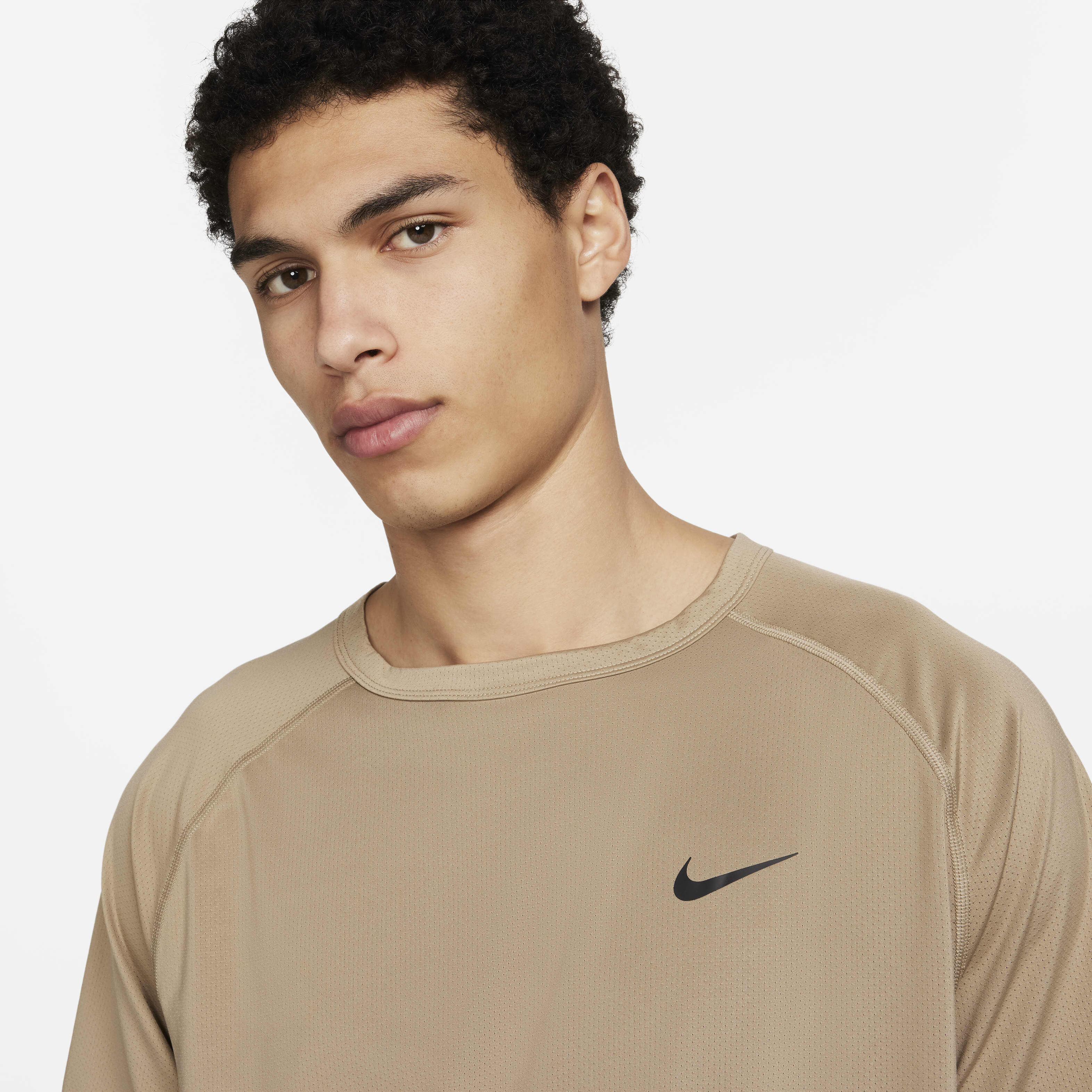 Nike Ready image number 2