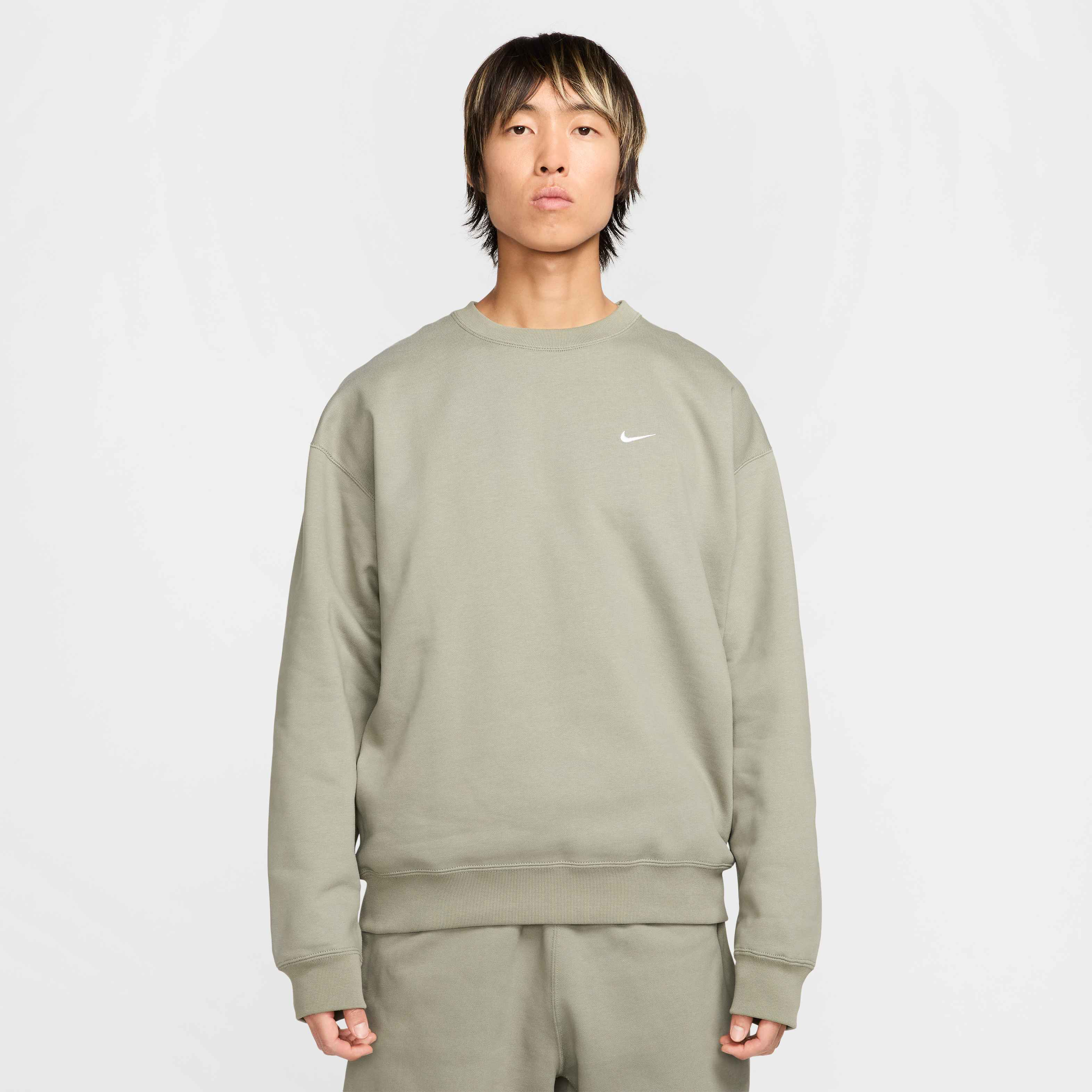 Nike Solo Swoosh image number 0