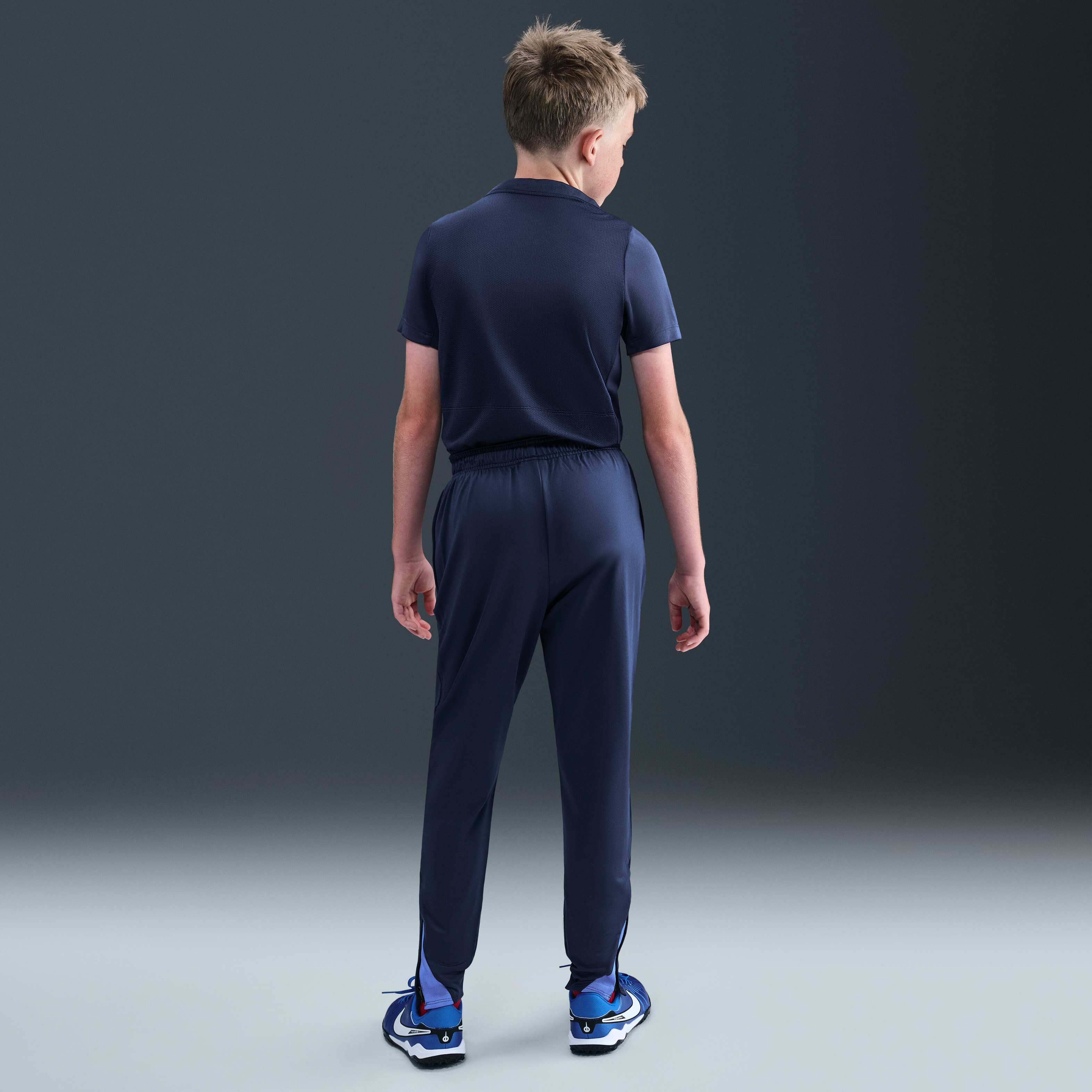 باريس سان-جيرمان سترايك image number 3