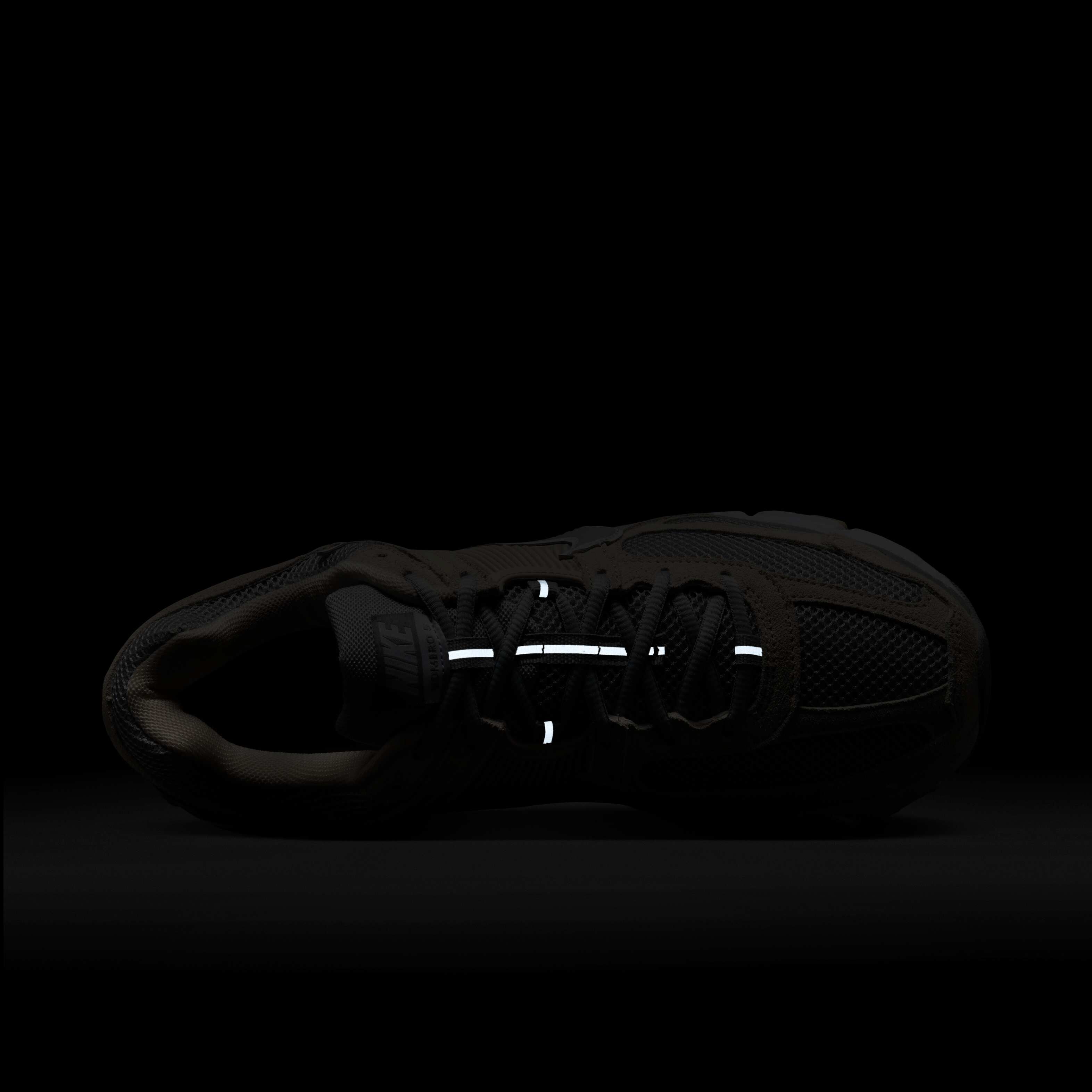 Nike Zoom Vomero 5 image number 8