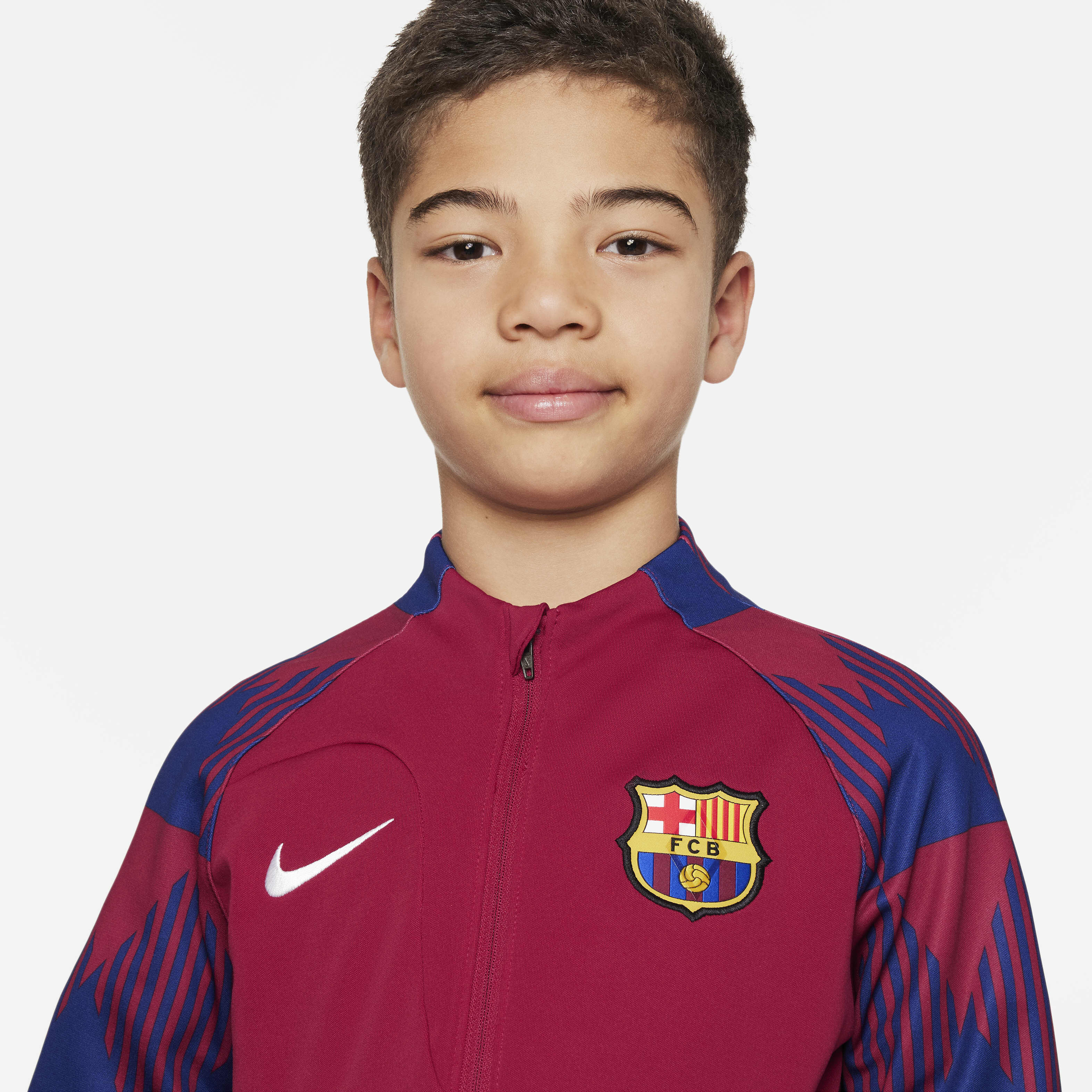 F.C. Barcelona Academy Pro image number 2