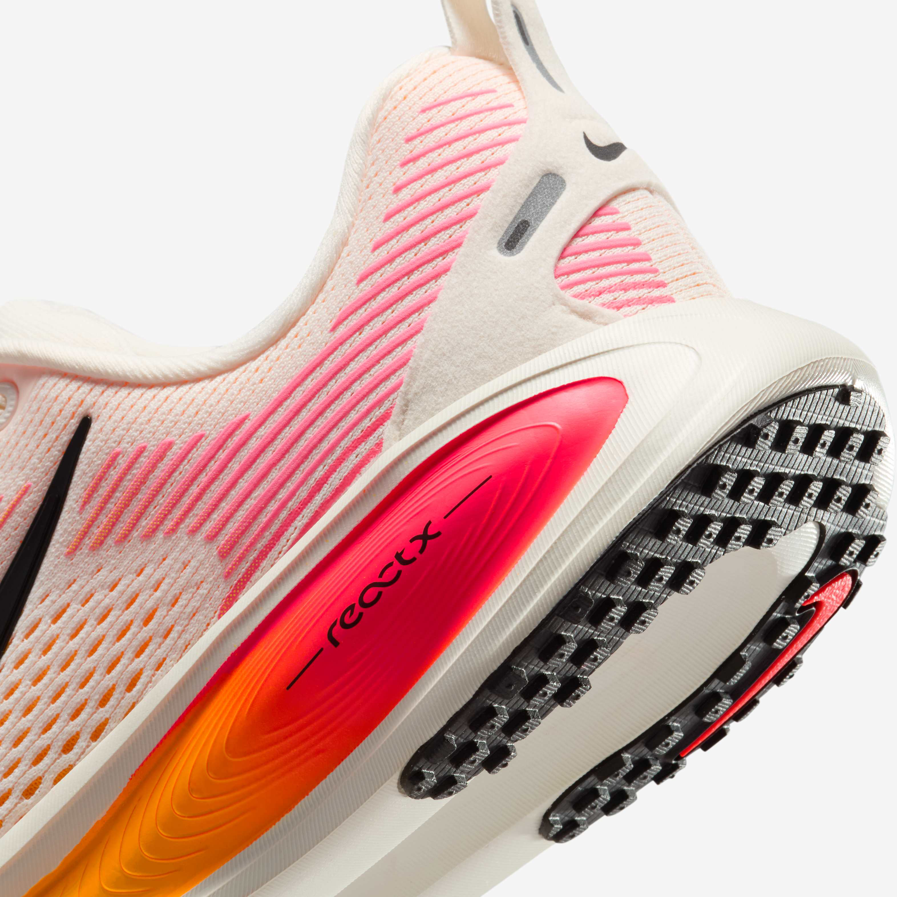 Nike Vomero 18 image number 7