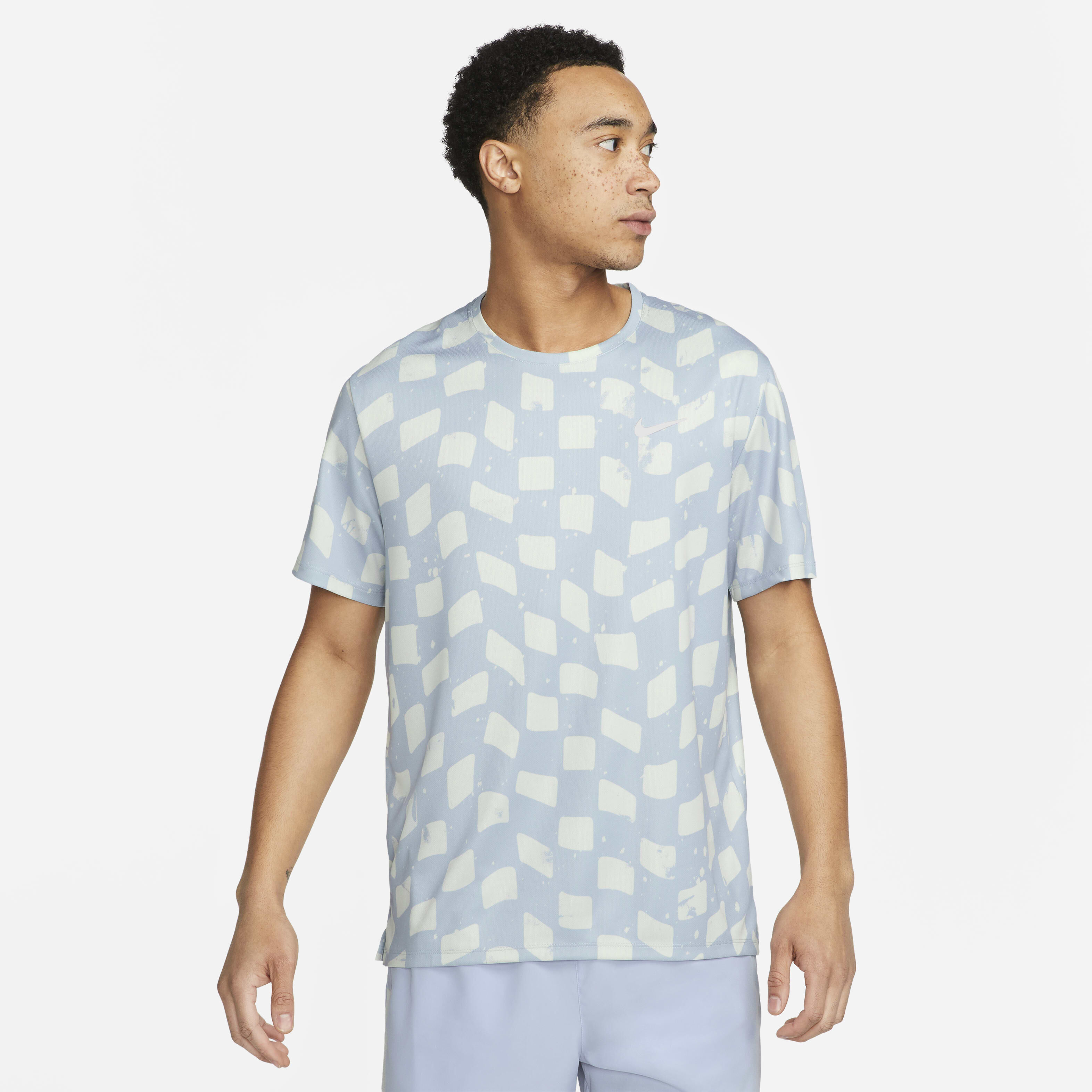 Nike Dri-FIT Miler image number 0