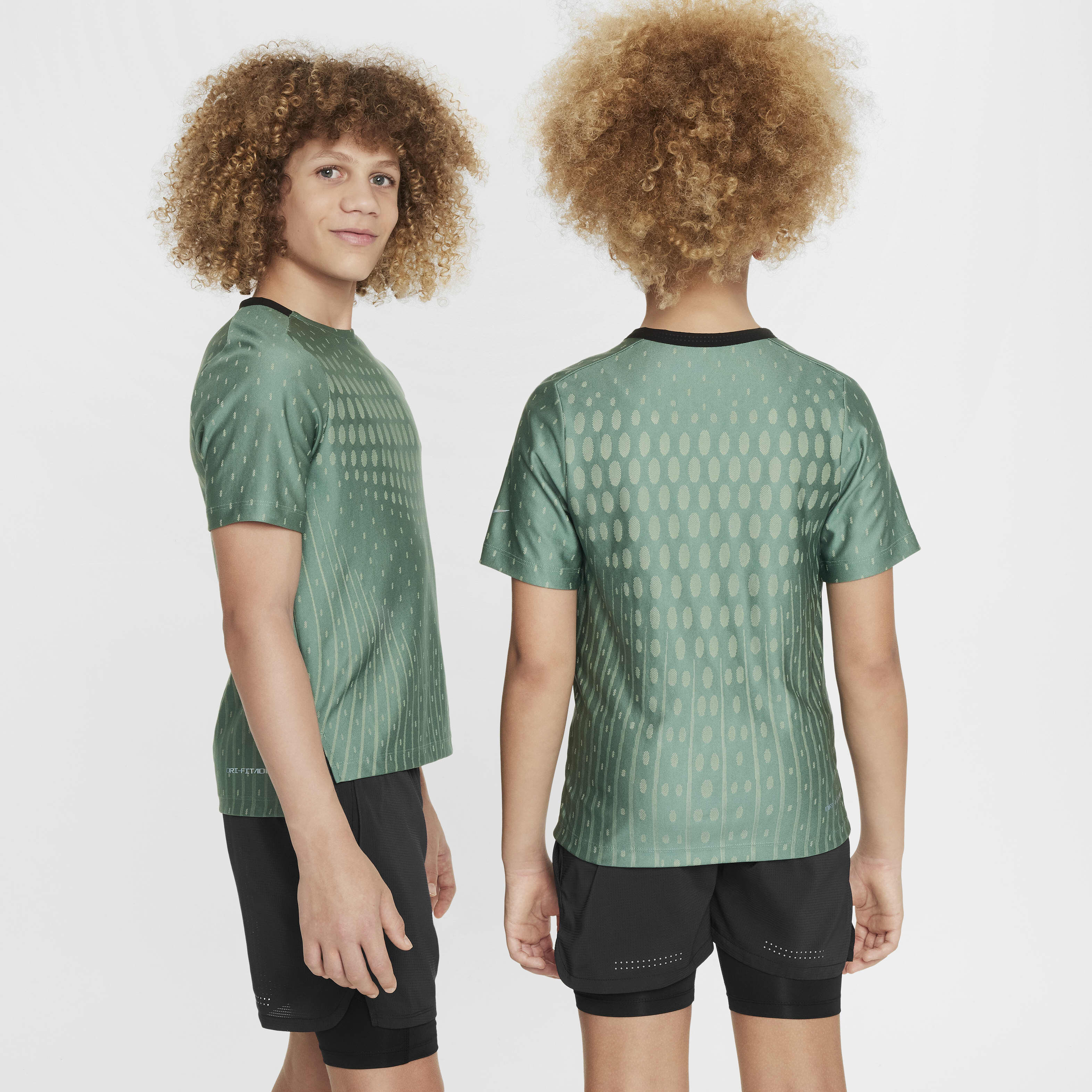 نايكي مالتي تك image number 1