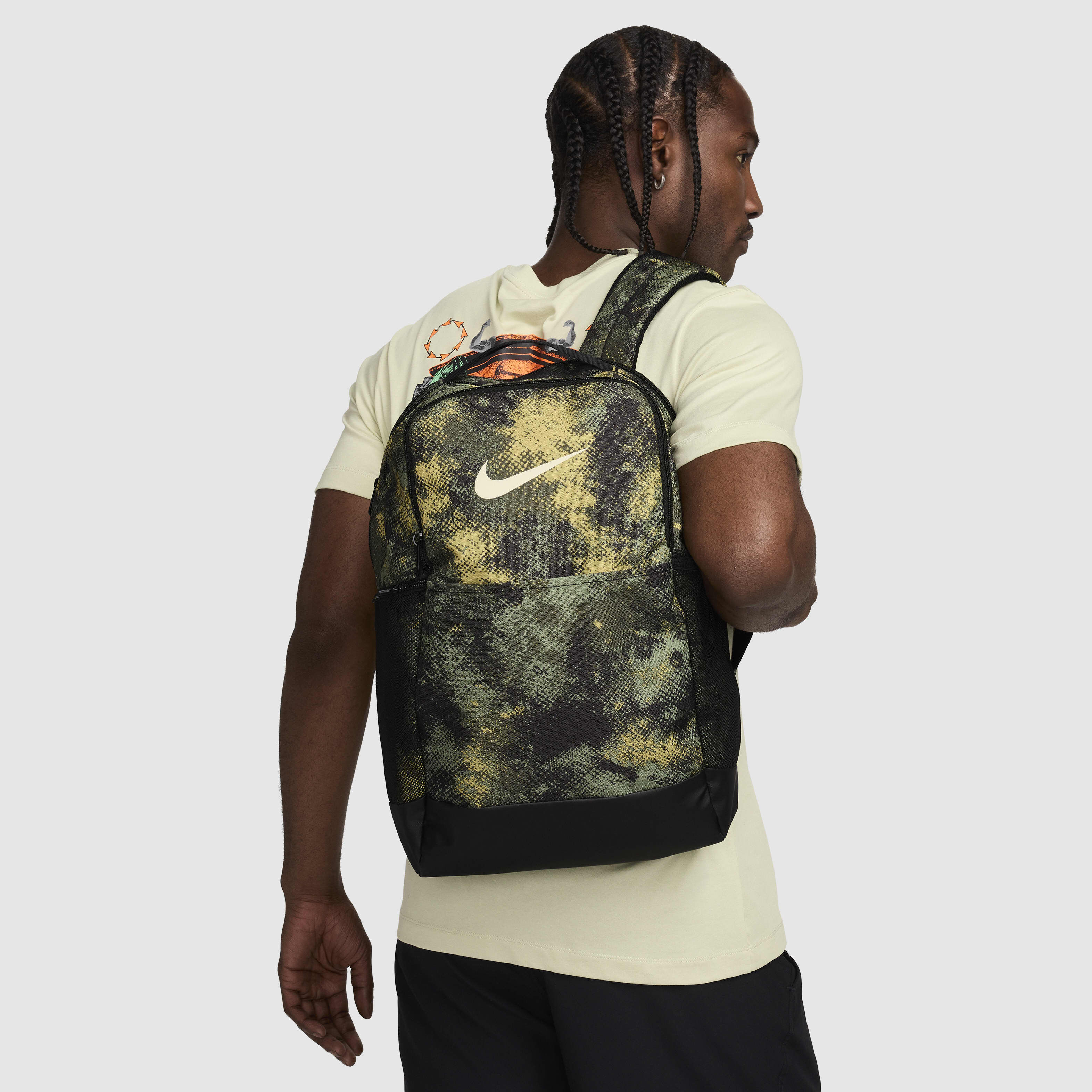 Nike backpack qatar new arrivals