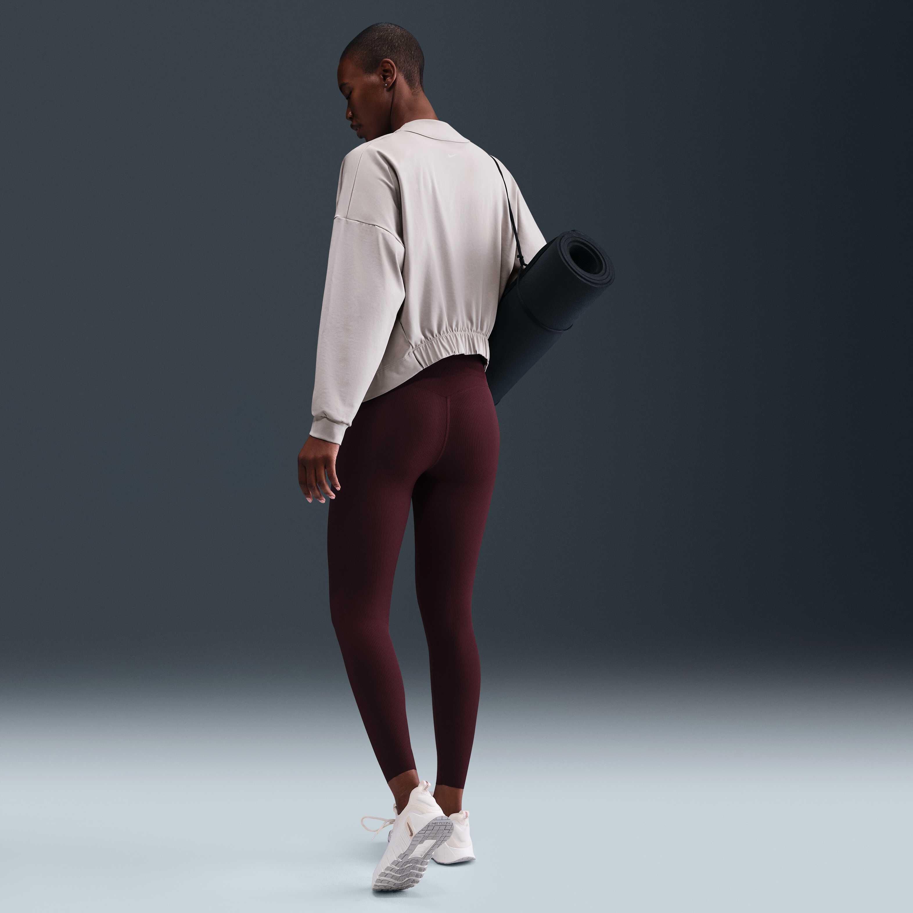 Nike Zenvy image number 4