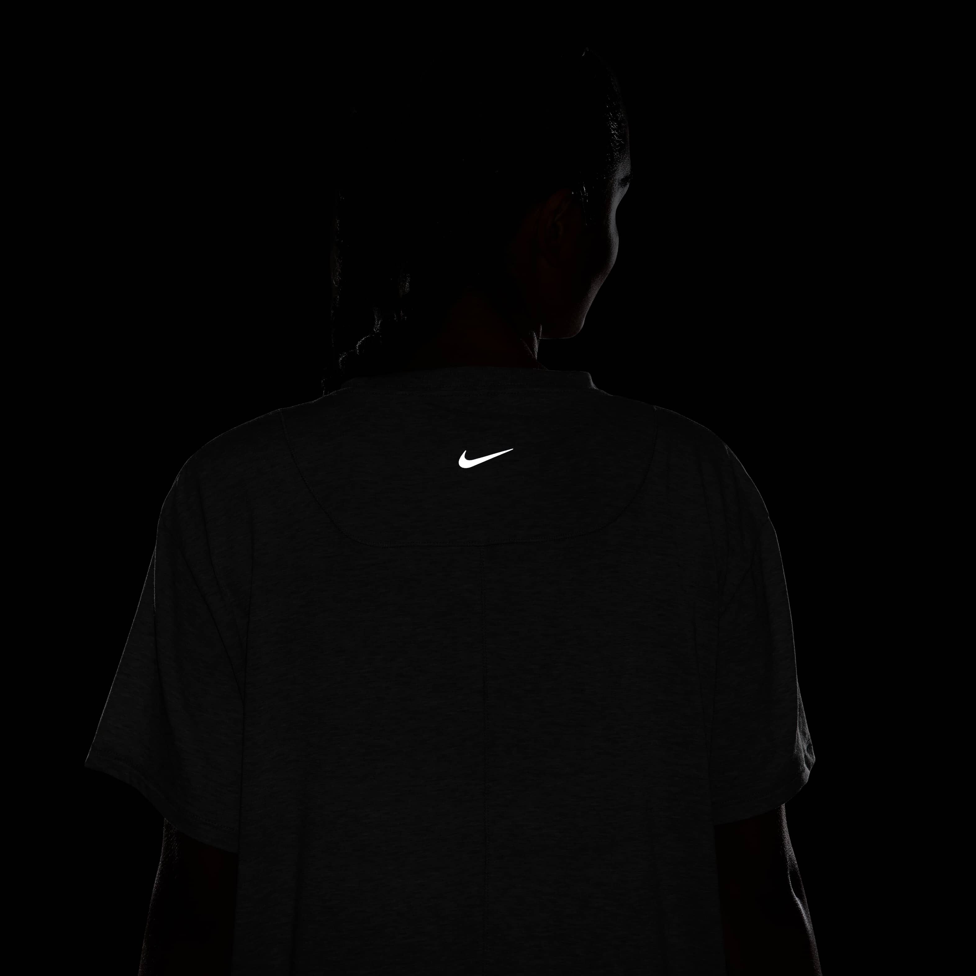 نايكي ون ريلاكسد image number 4