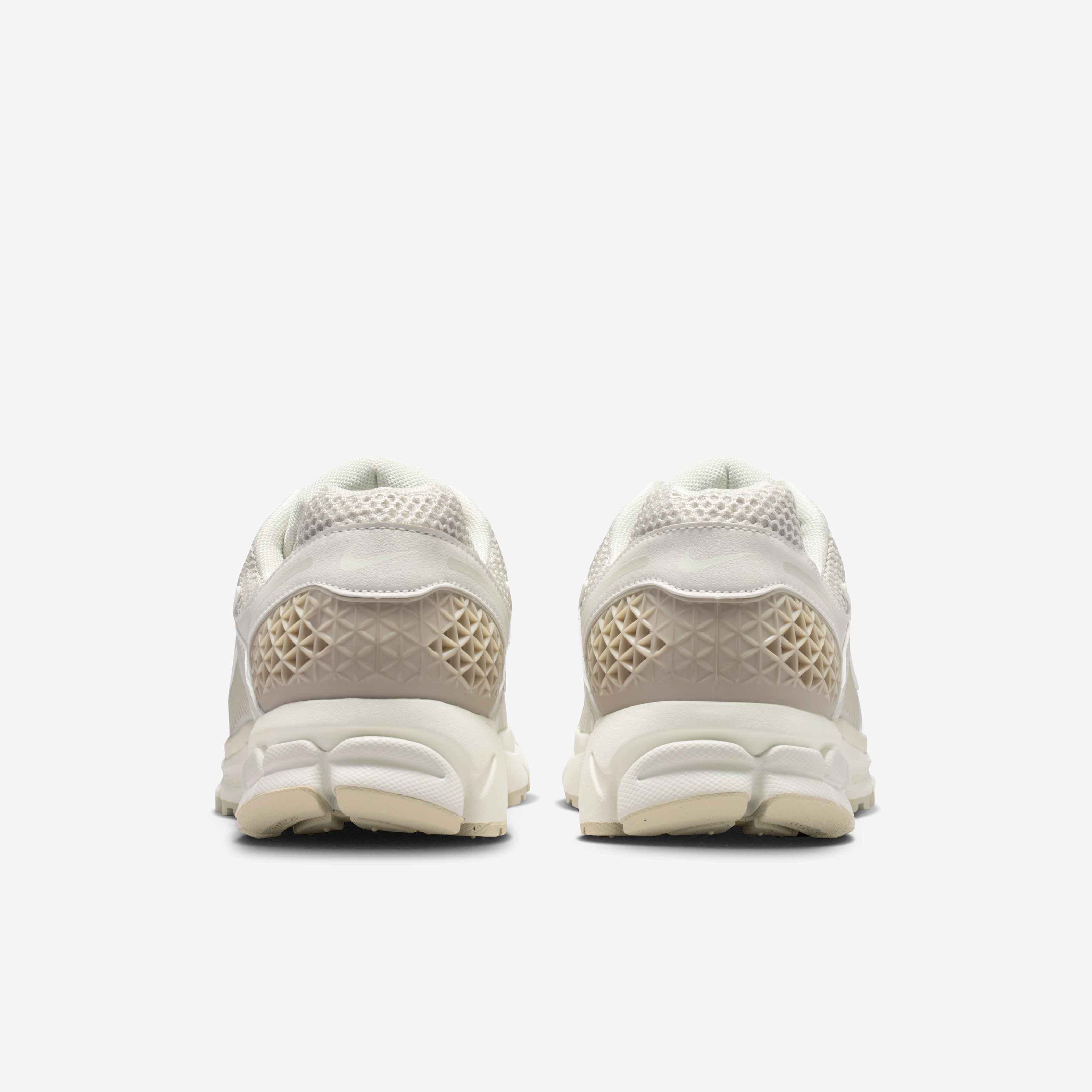 Nike Zoom Vomero 5 image number 5
