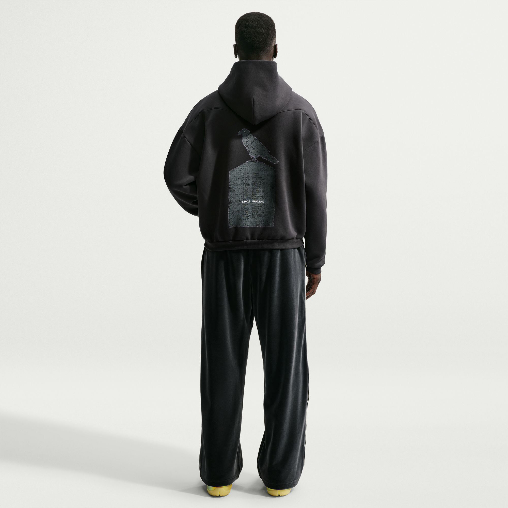 ليبرون 'هيرت فيلنيجز' image number 1