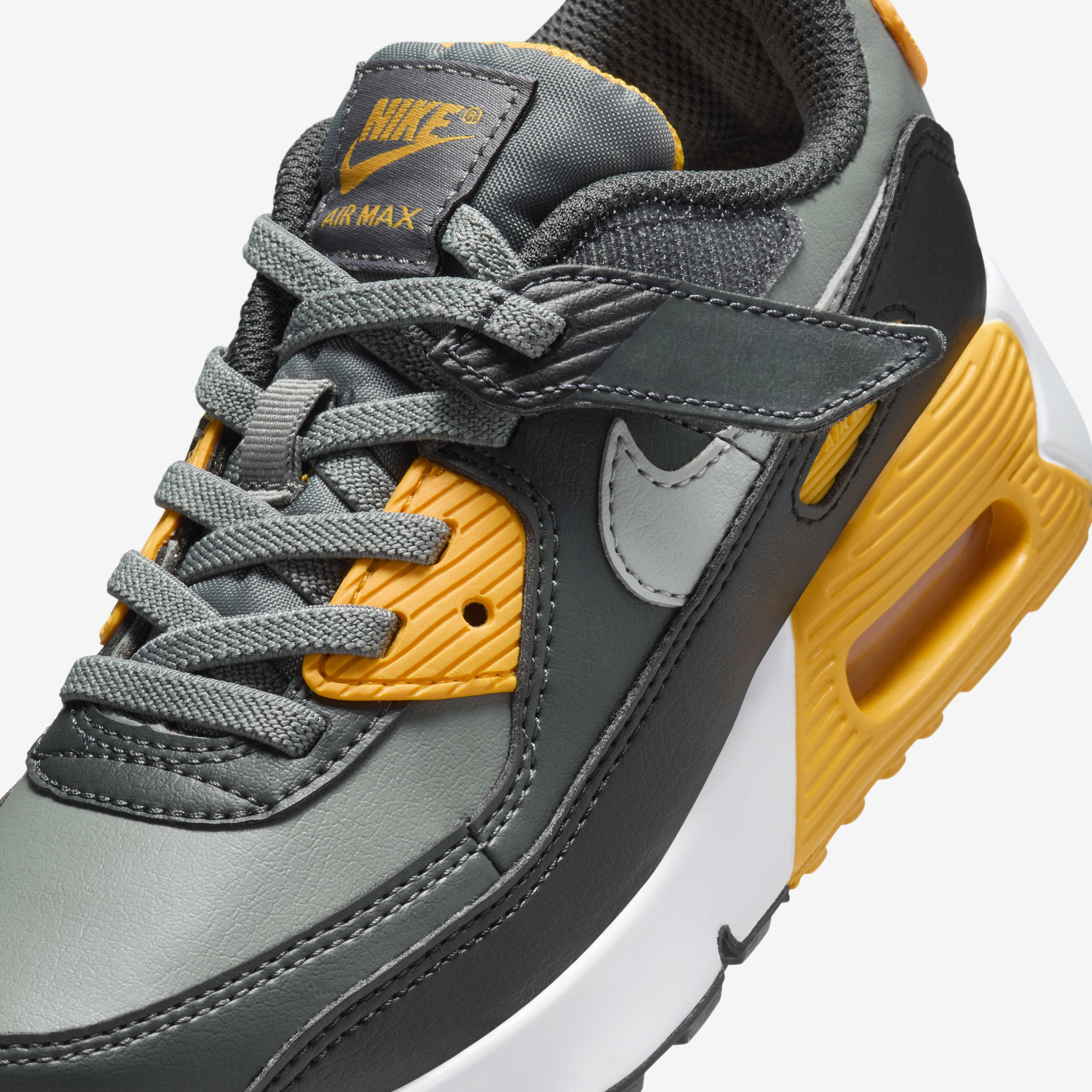 Nike Air Max 90 EasyOn image number 6