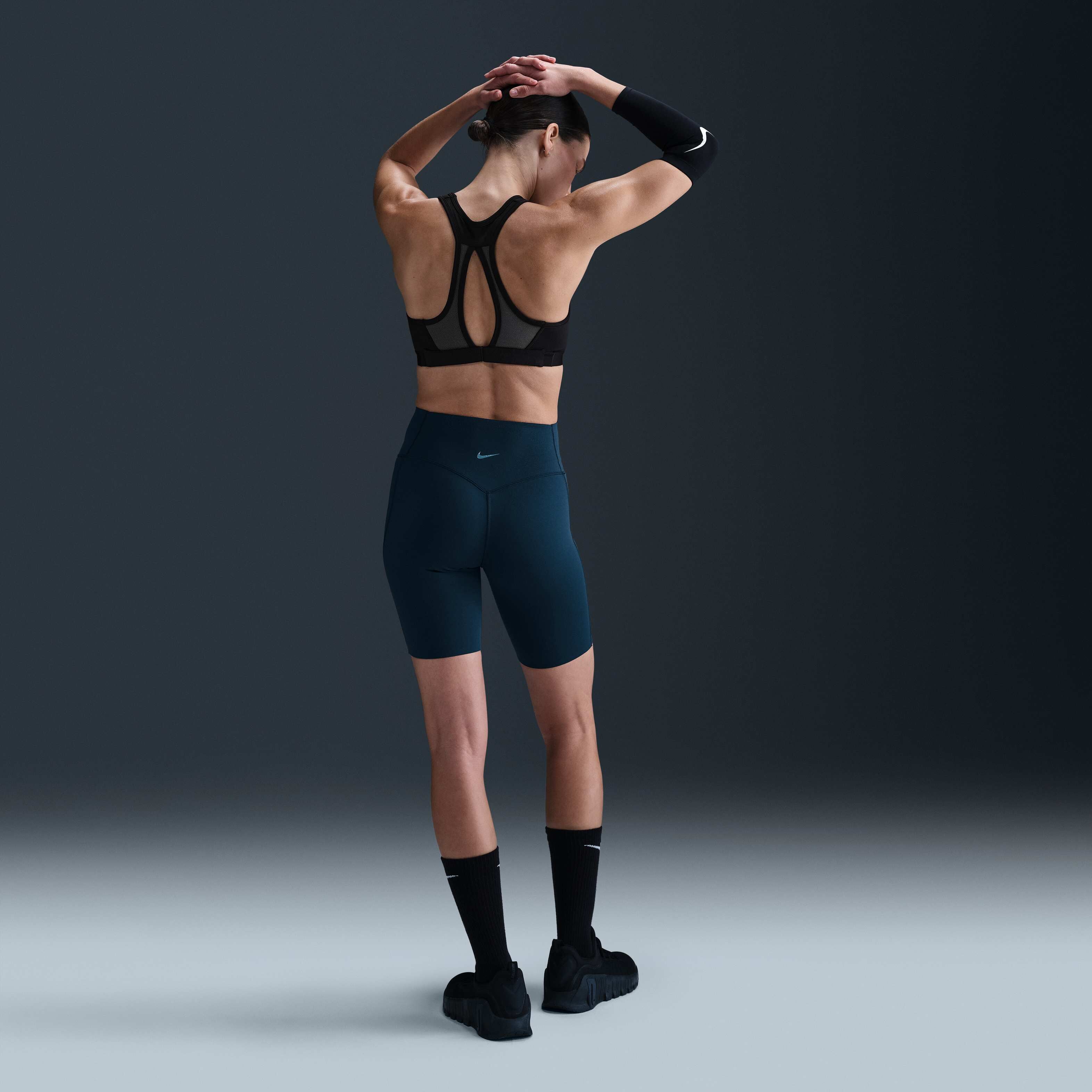 Nike Universa image number 3