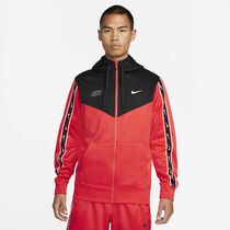 Nike Sportswear Repeat