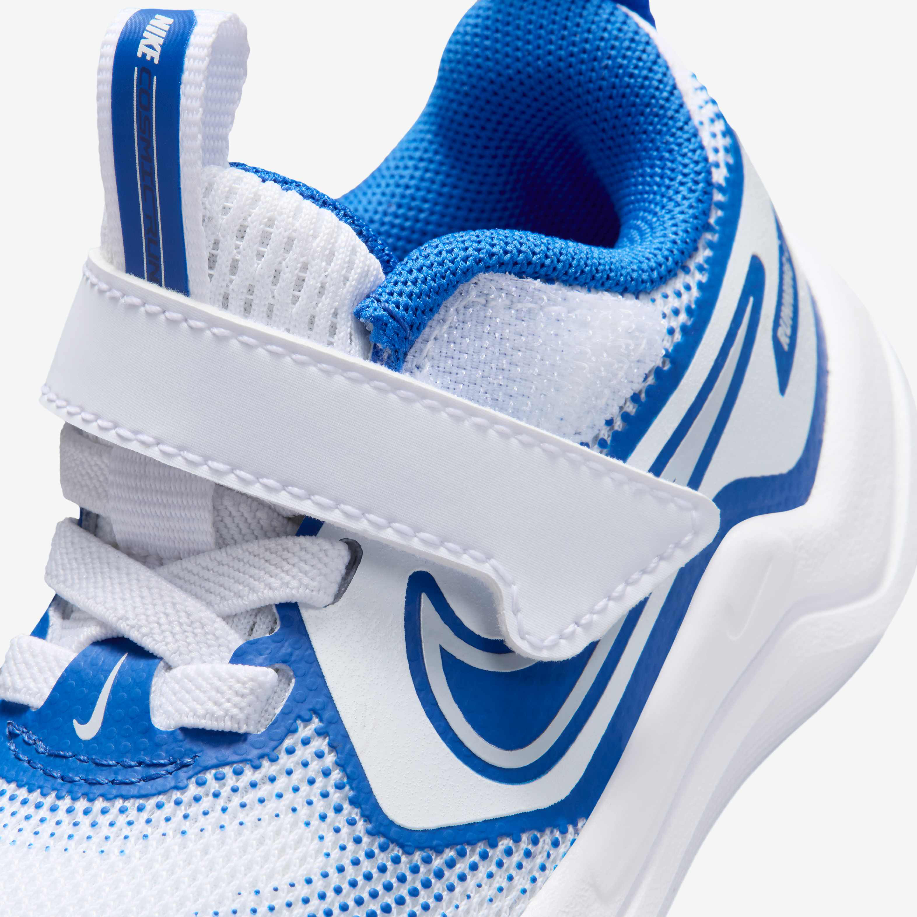 Nike Cosmic Runner image number 6