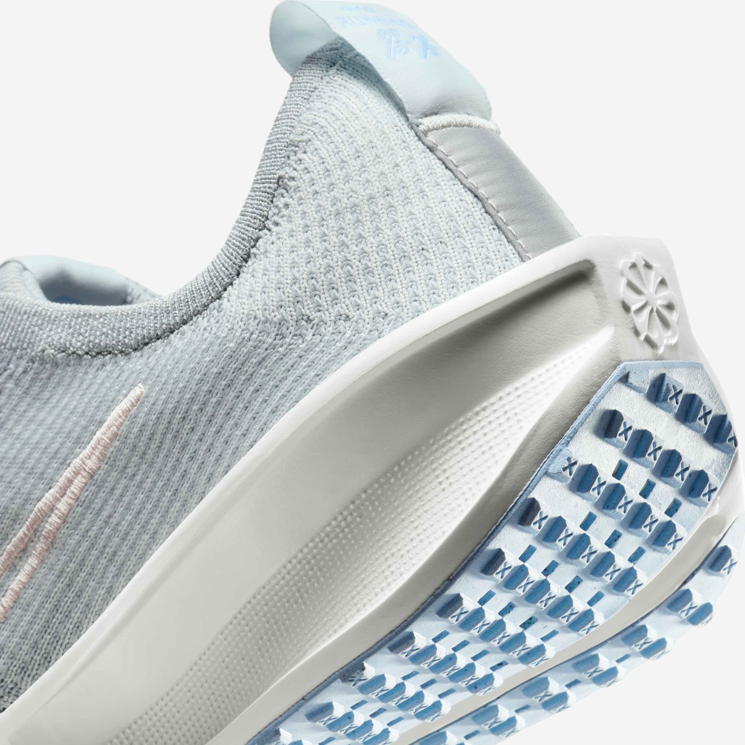 Nike Interact Run image number 7