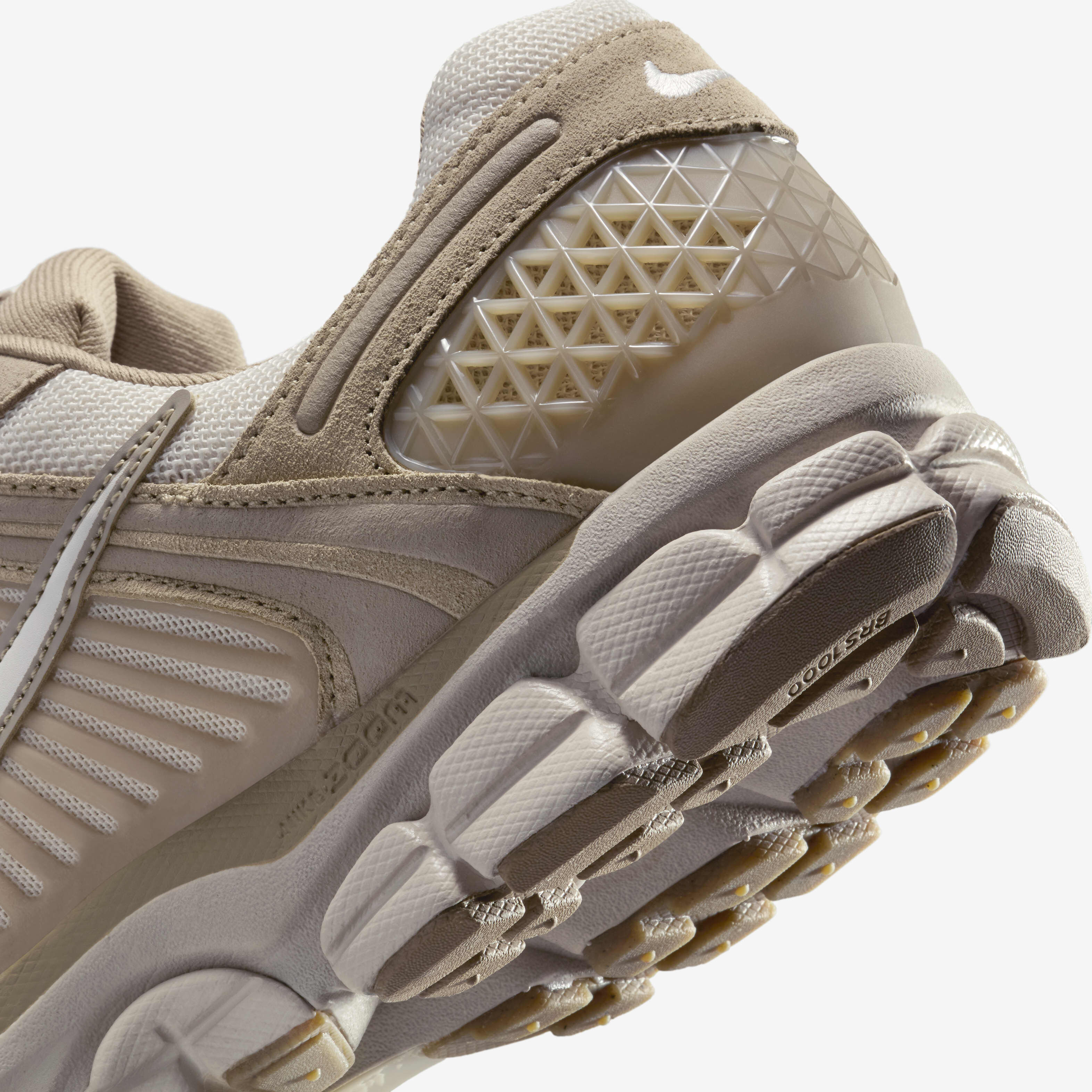 Buy Nike Zoom Vomero 5 Men s Shoes Nike Qatar Official