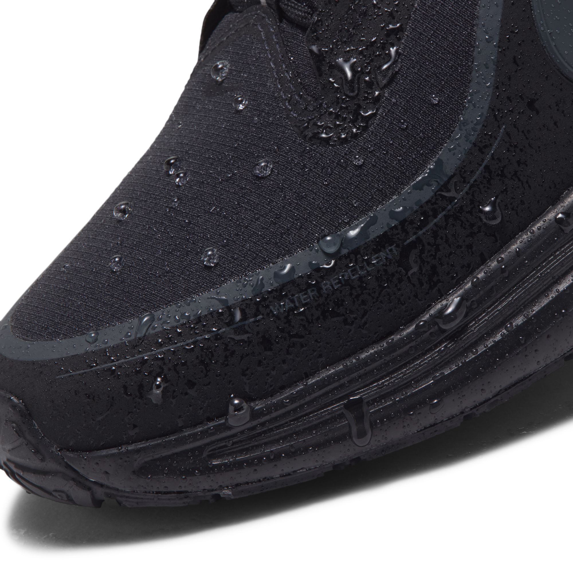 نايكي ريفولوشن 8 يوتيليتي image number 11