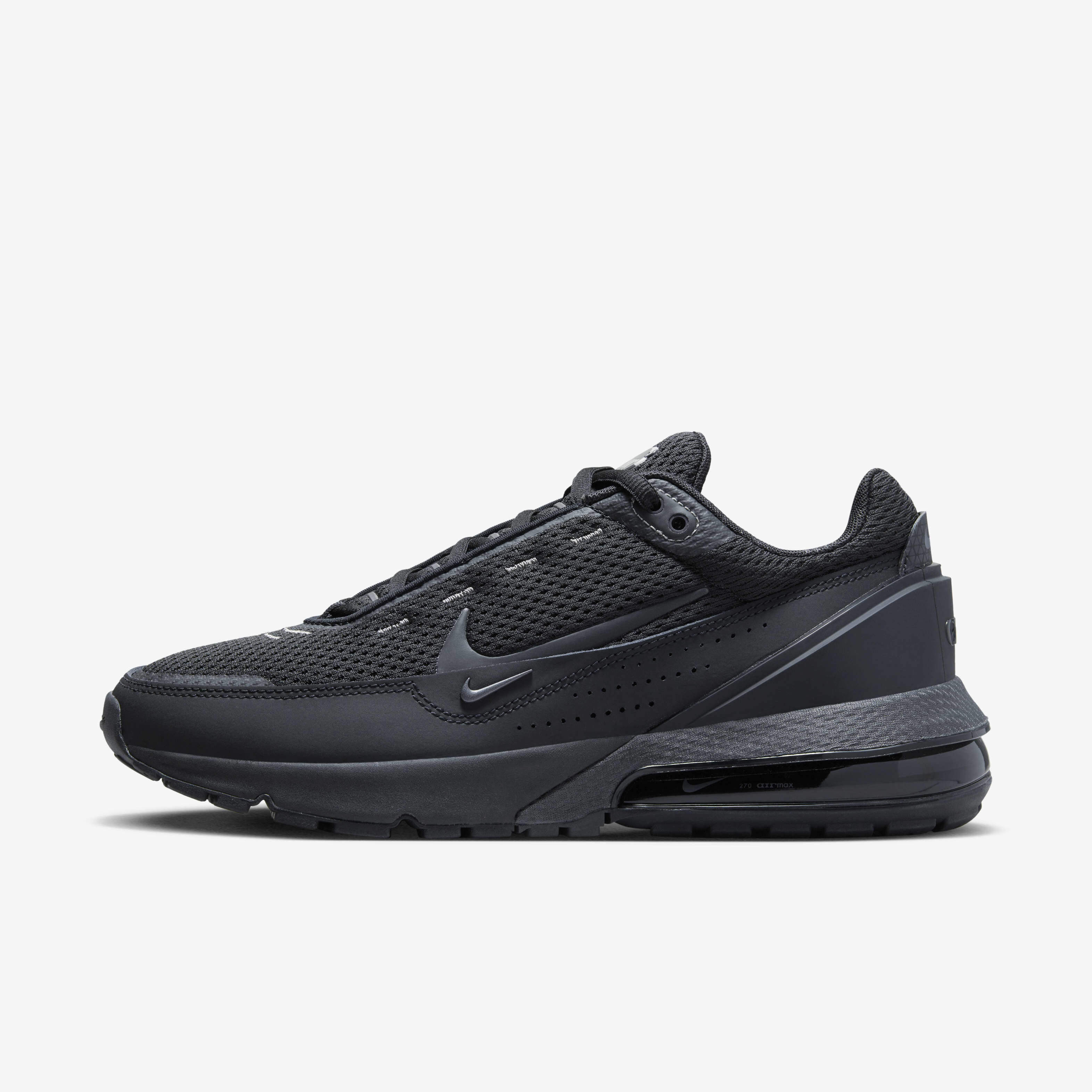 Air max versatile 3 on sale