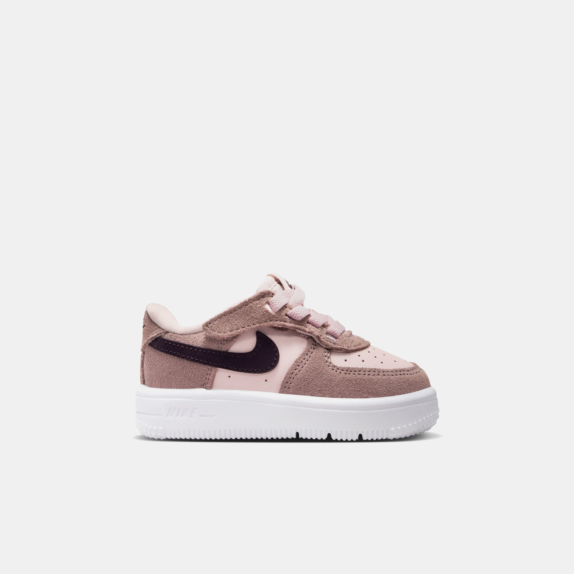 Nike Force 1 Low EasyOn BT Essential+ image number 5