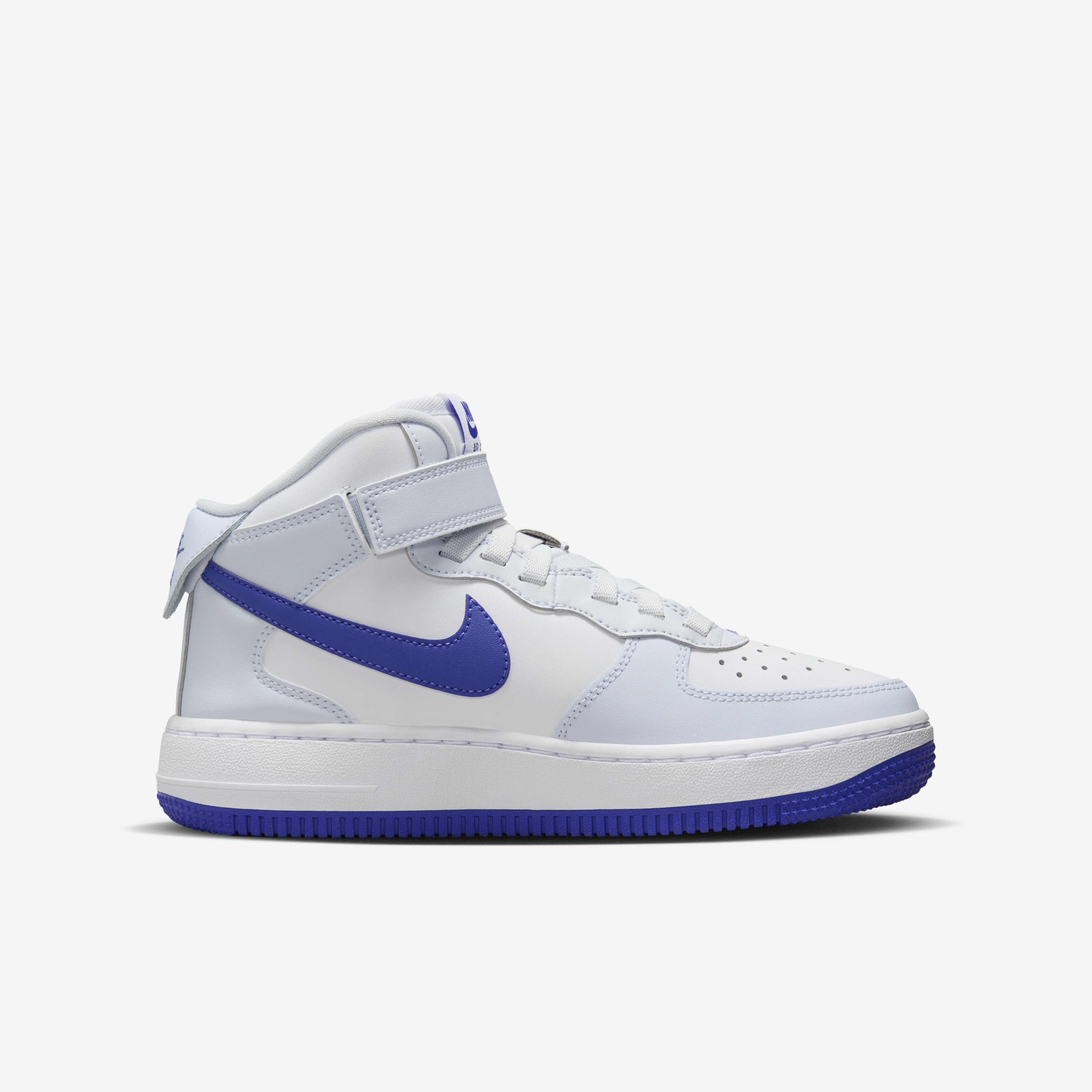 Nike Air Force 1 Mid EasyOn image number 2