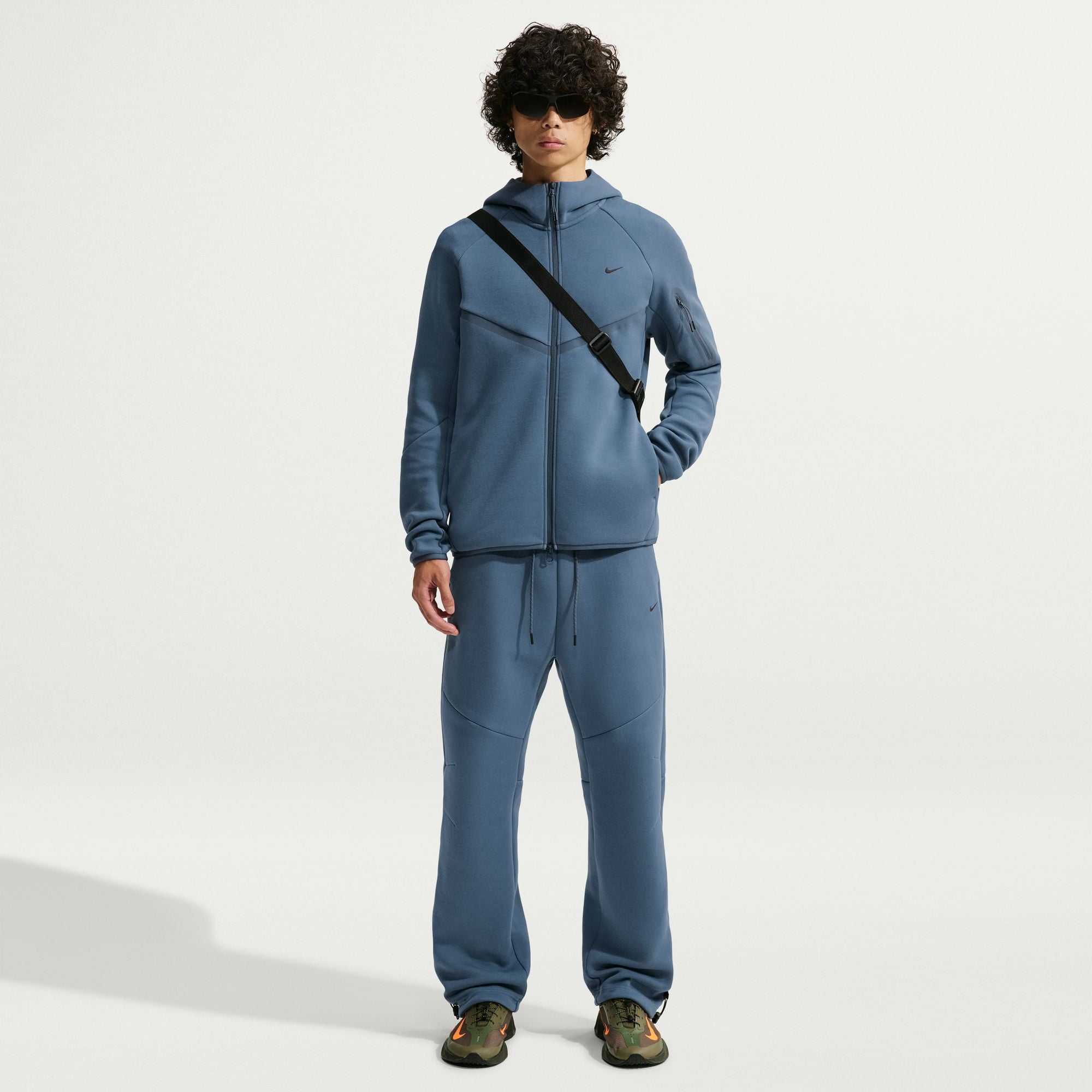 Nike Tech image number 0
