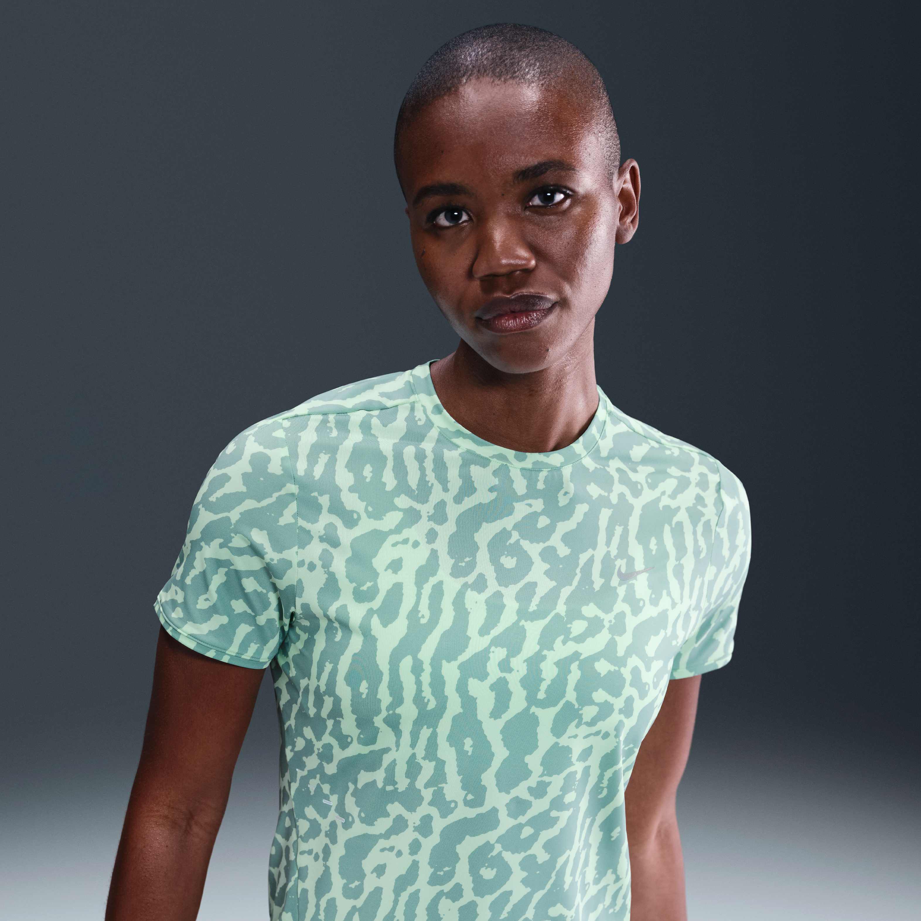 نايكي سويفت image number 0