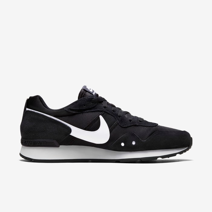 Nike Venture Runner image number 2 Nike Venture Runner image number 2
