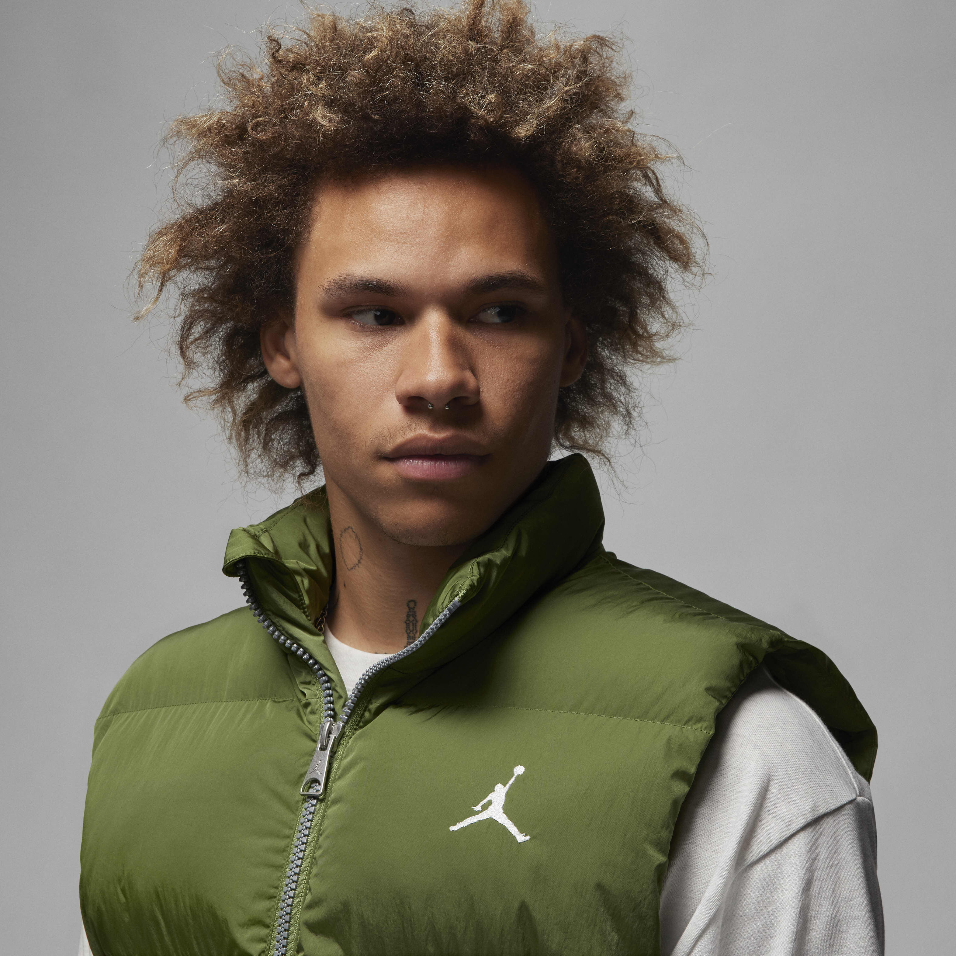 Jordan Essentials image number 2