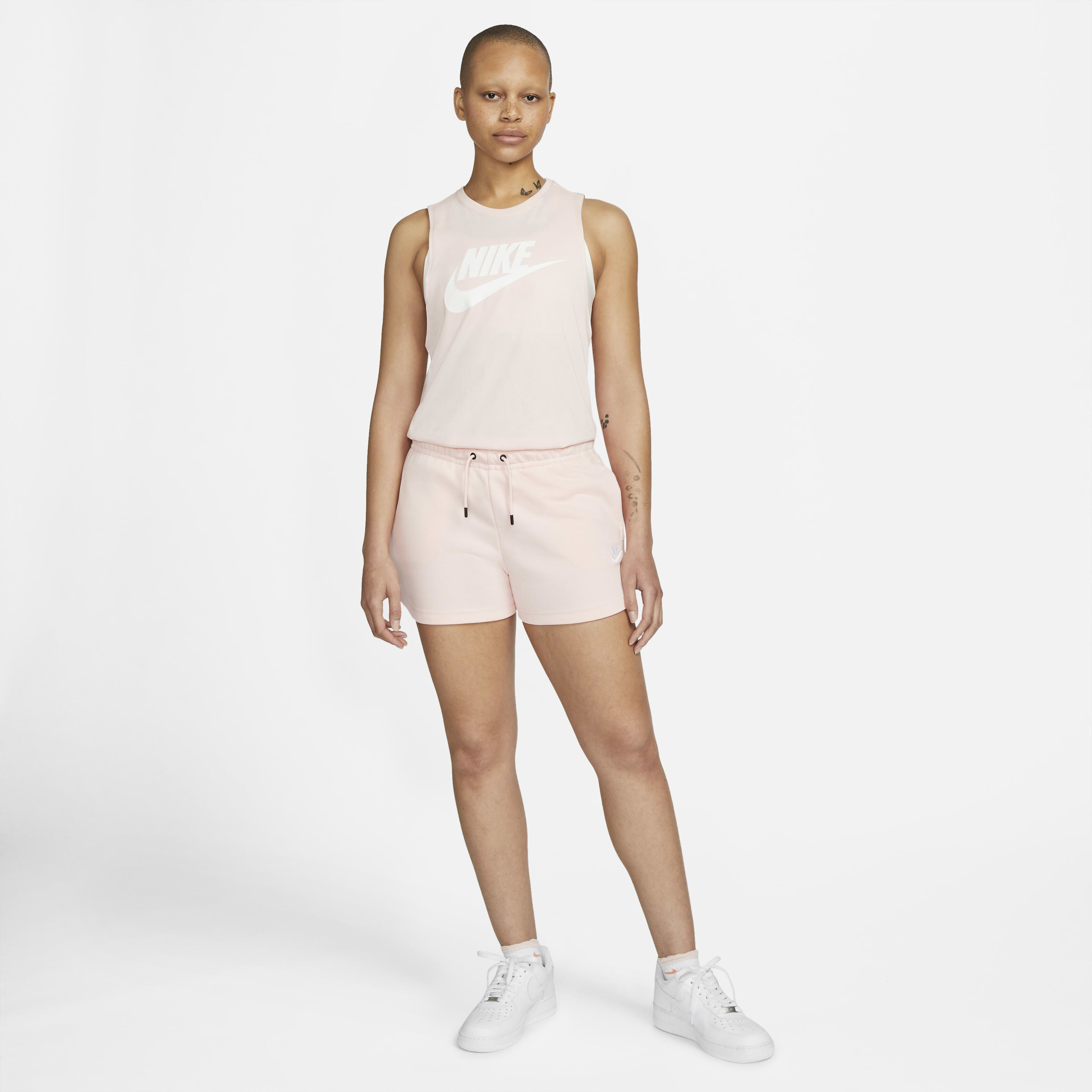 نايكي سبورتسوير image number 3