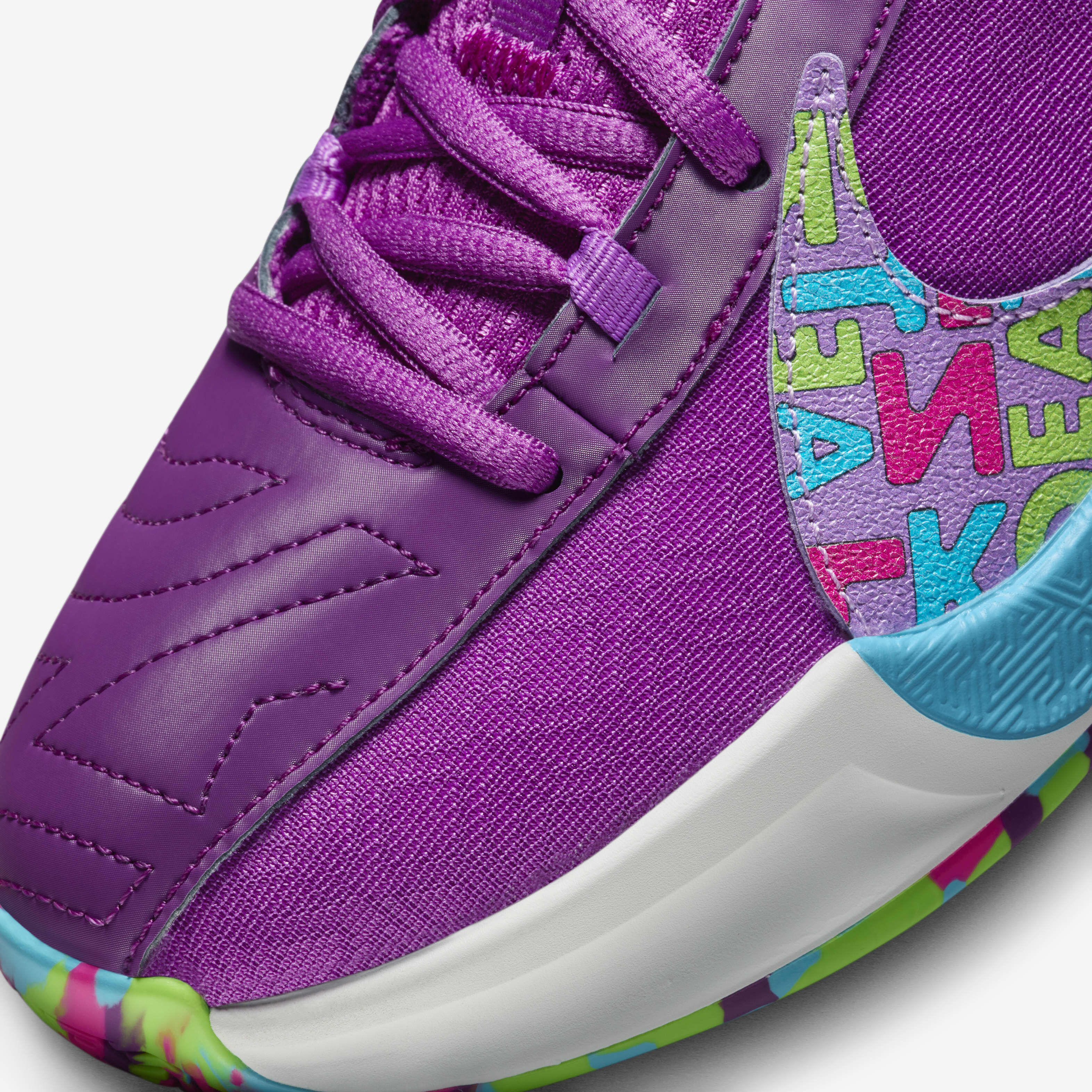 ☆lucky☆ Buy Giannis Freak 5 'Loyalty' Older Kids' Basketball Shoes - Bold