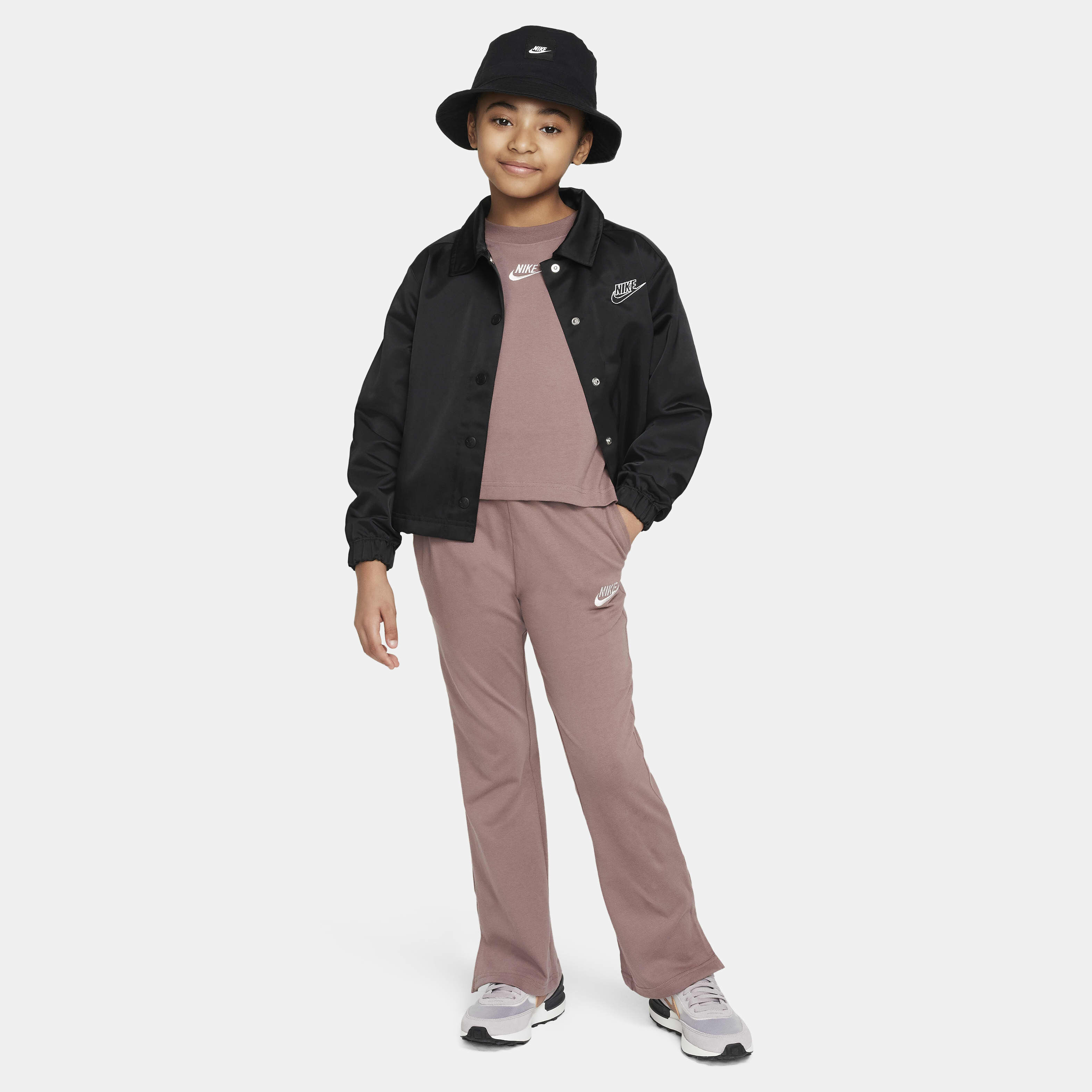 نايكي سبورتسوير image number 3